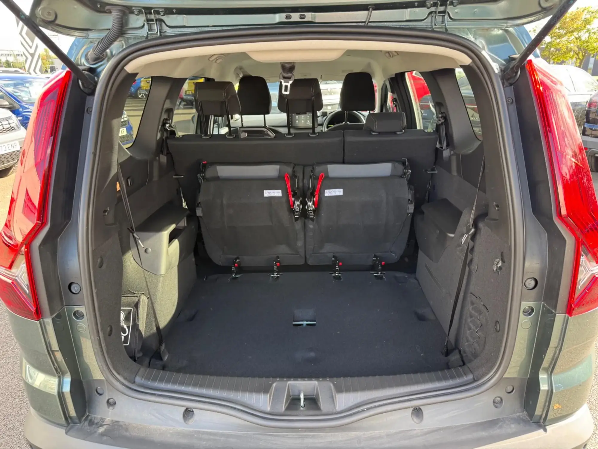 Dacia Jogger Hybrid Image 26