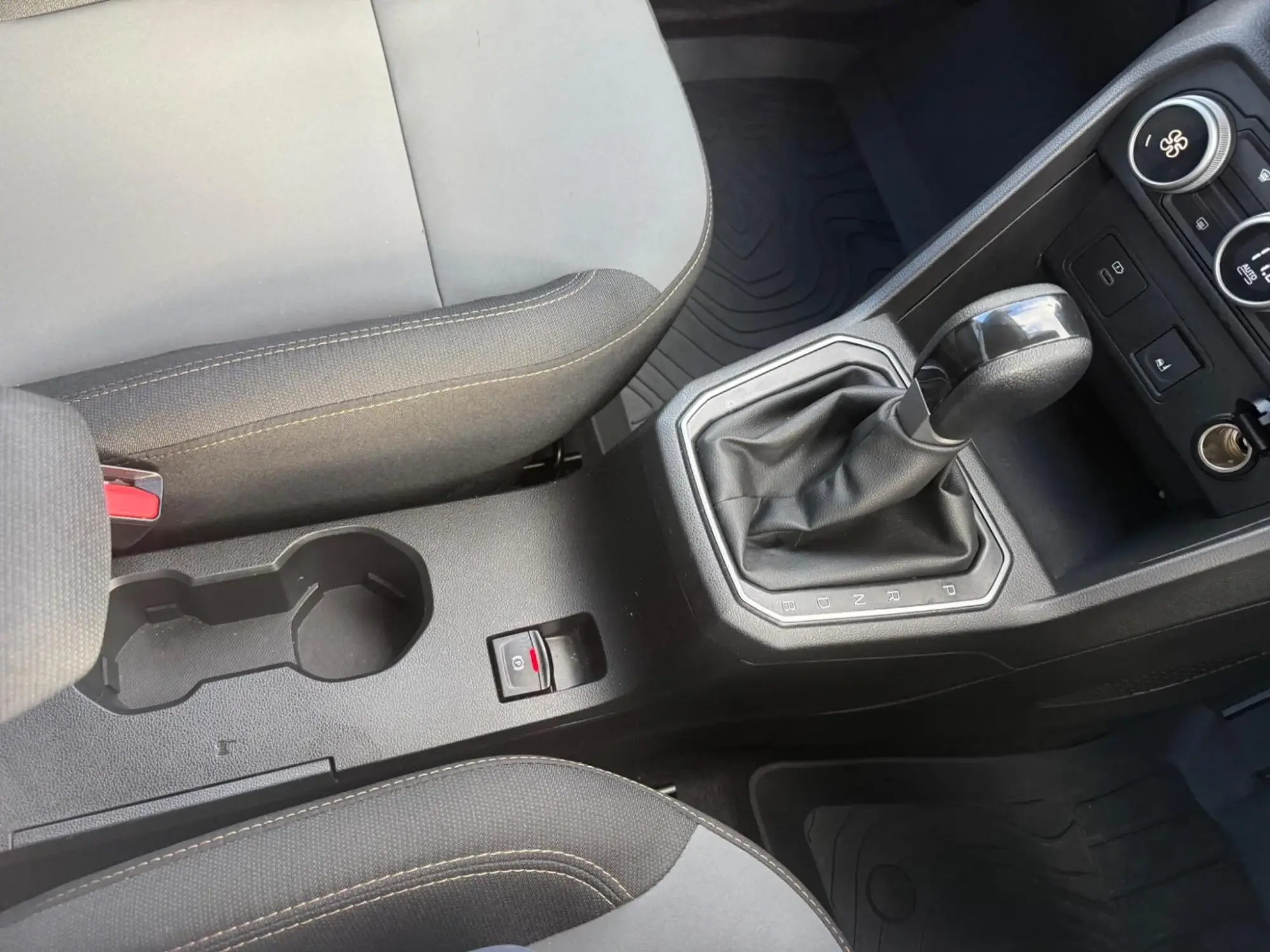 Dacia Jogger Hybrid Image 34
