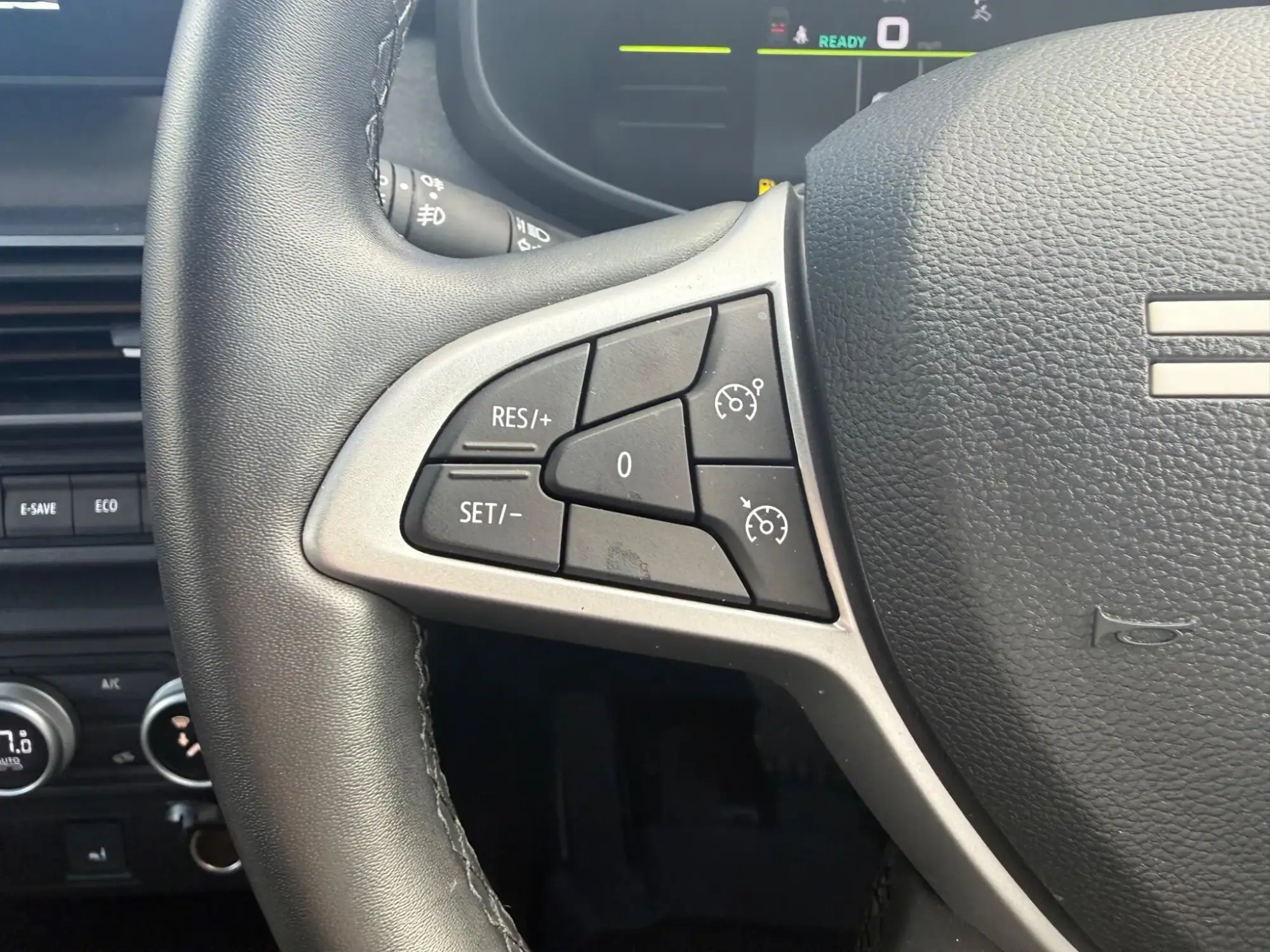 Dacia Jogger Hybrid Image 38