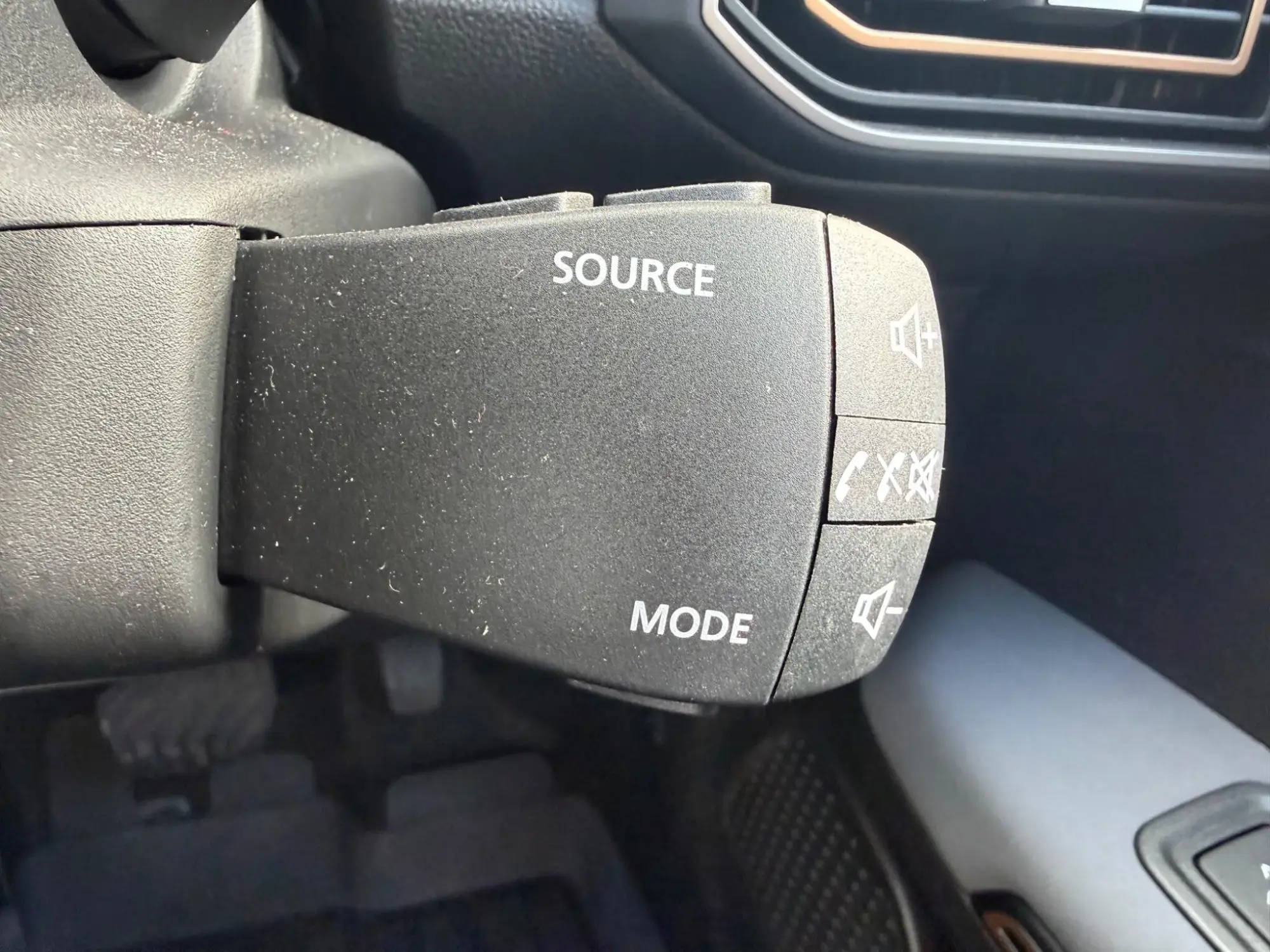 Dacia Jogger Hybrid Image 40