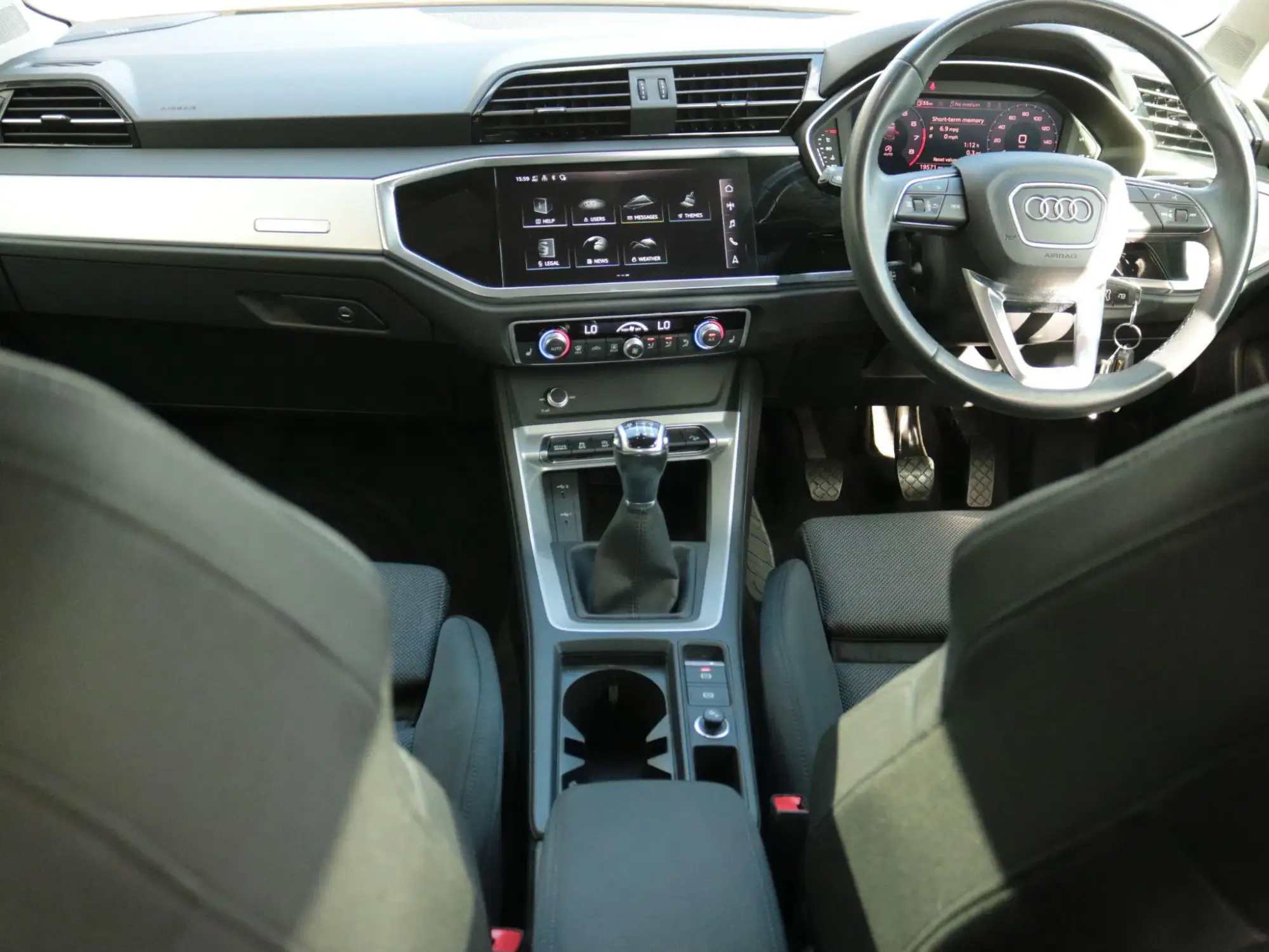 Audi Q3 Image 12 Audi Q3 Image 12