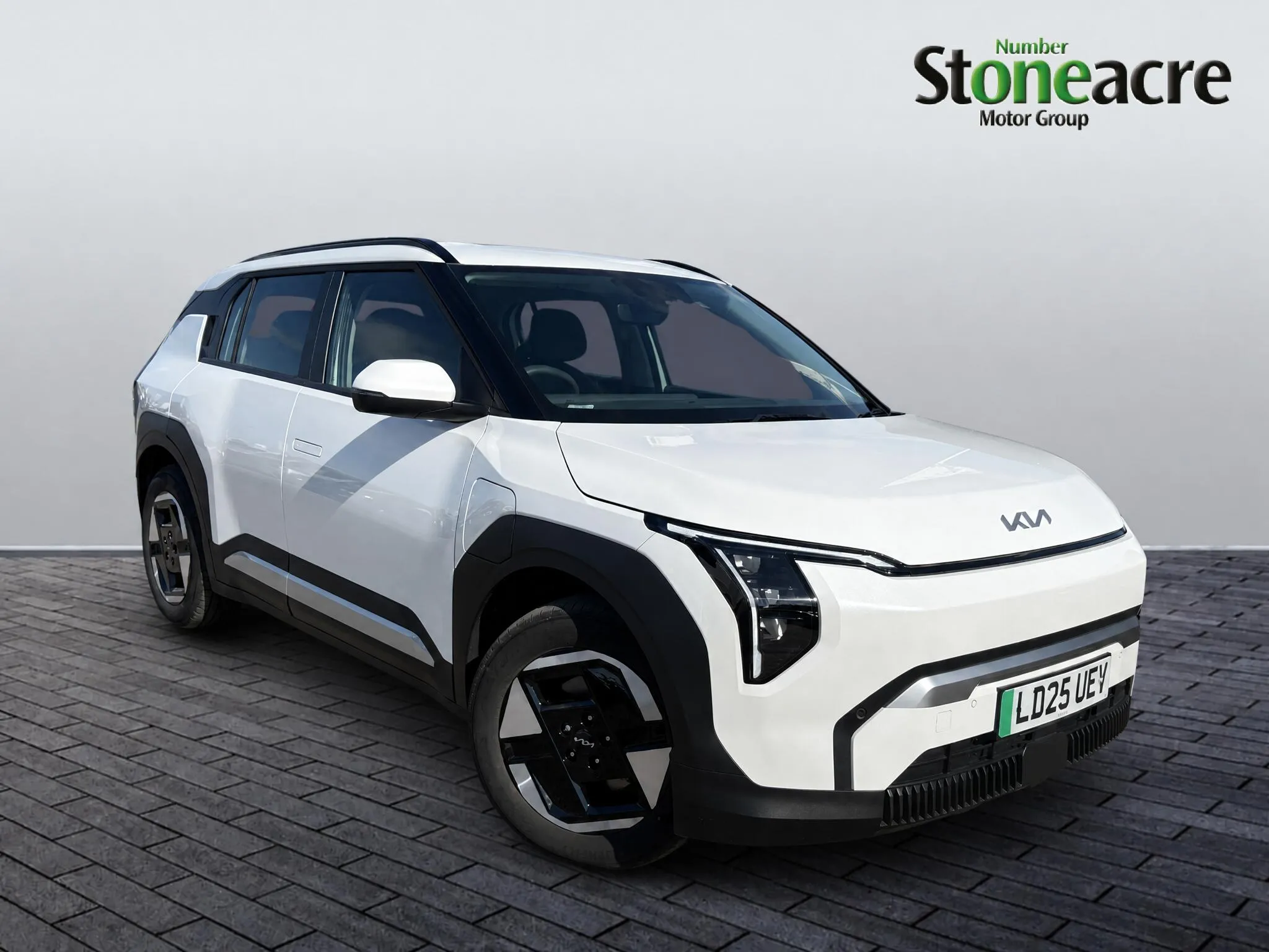 KIA EV3