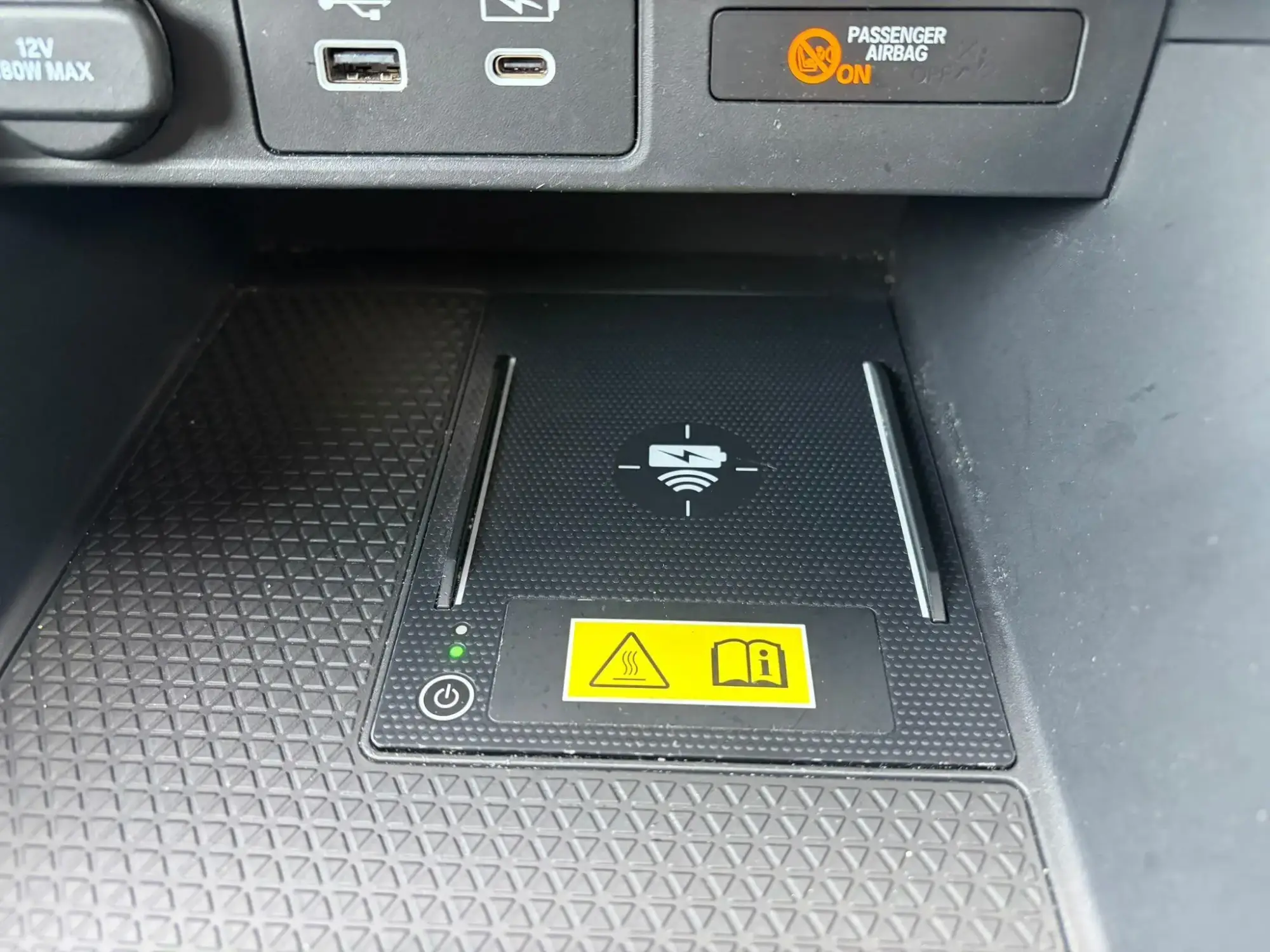 Honda CR-V Hybrid Image 17