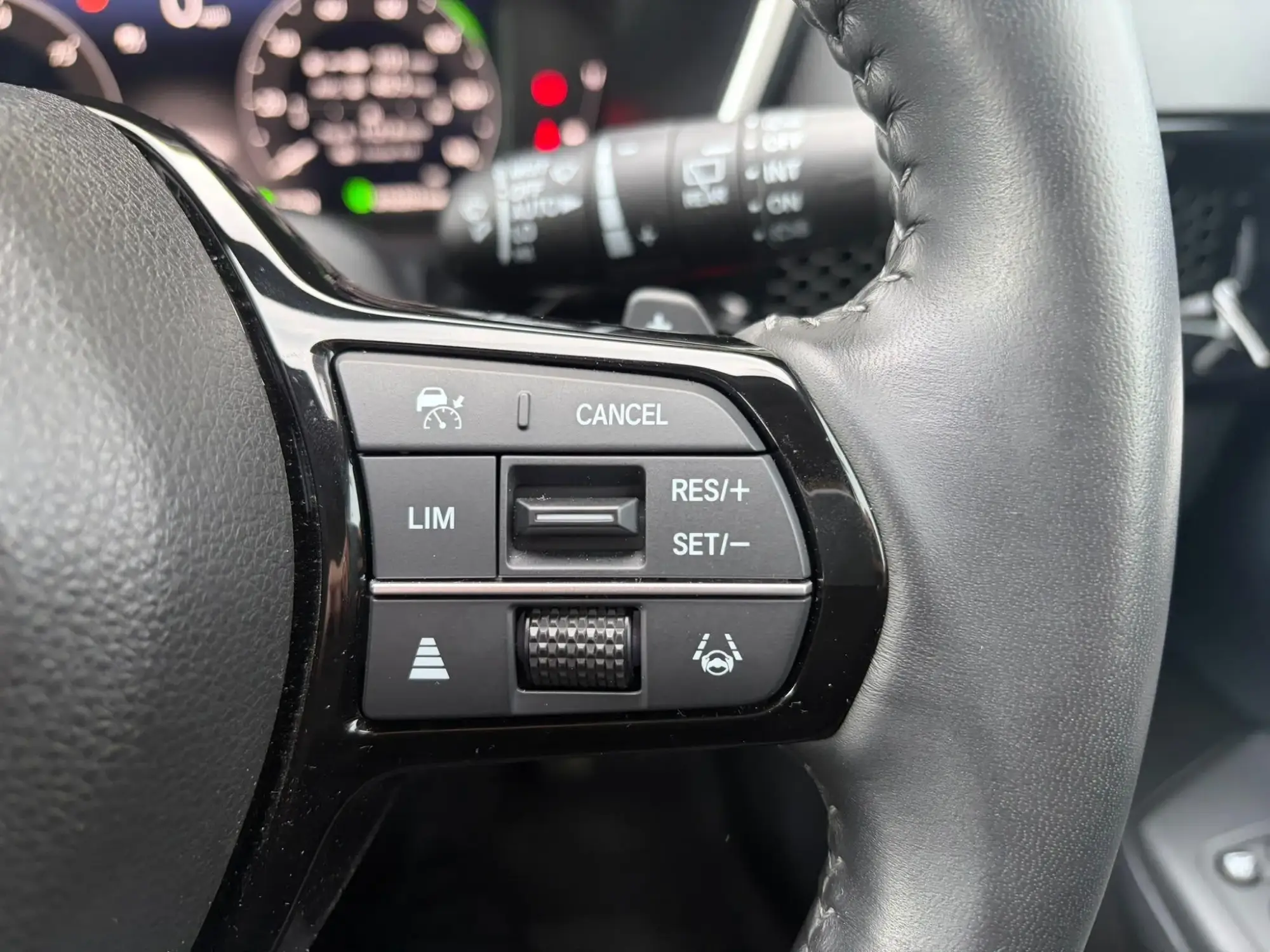 Honda CR-V Hybrid Image 18