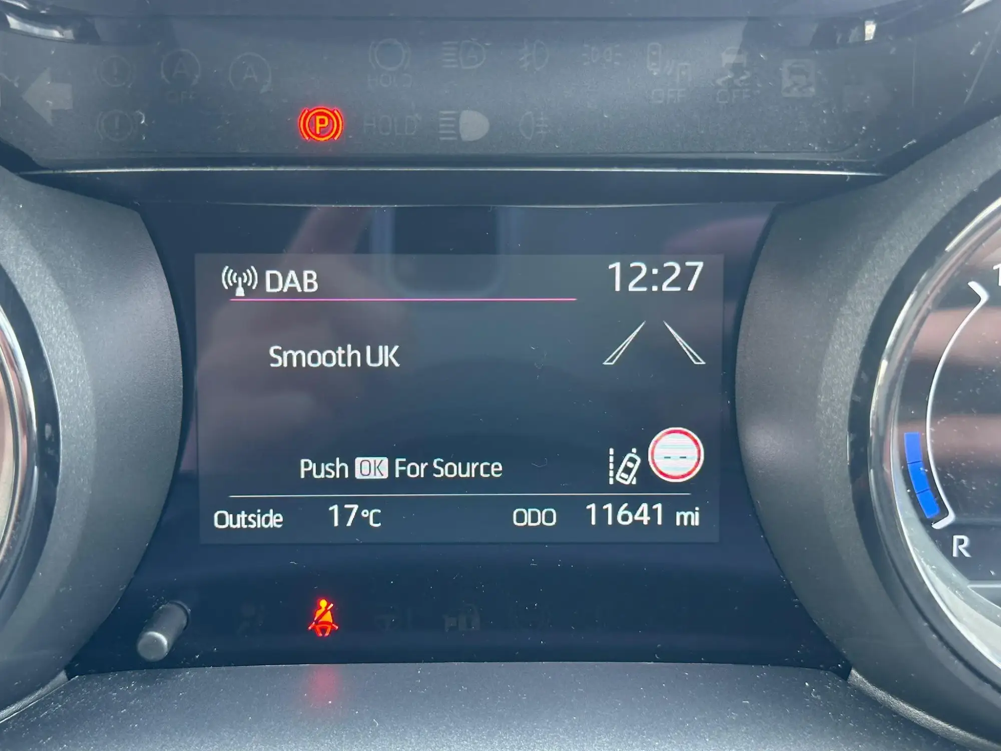 Toyota Yaris Hybrid Image 9 Toyota Yaris Hybrid Image 9