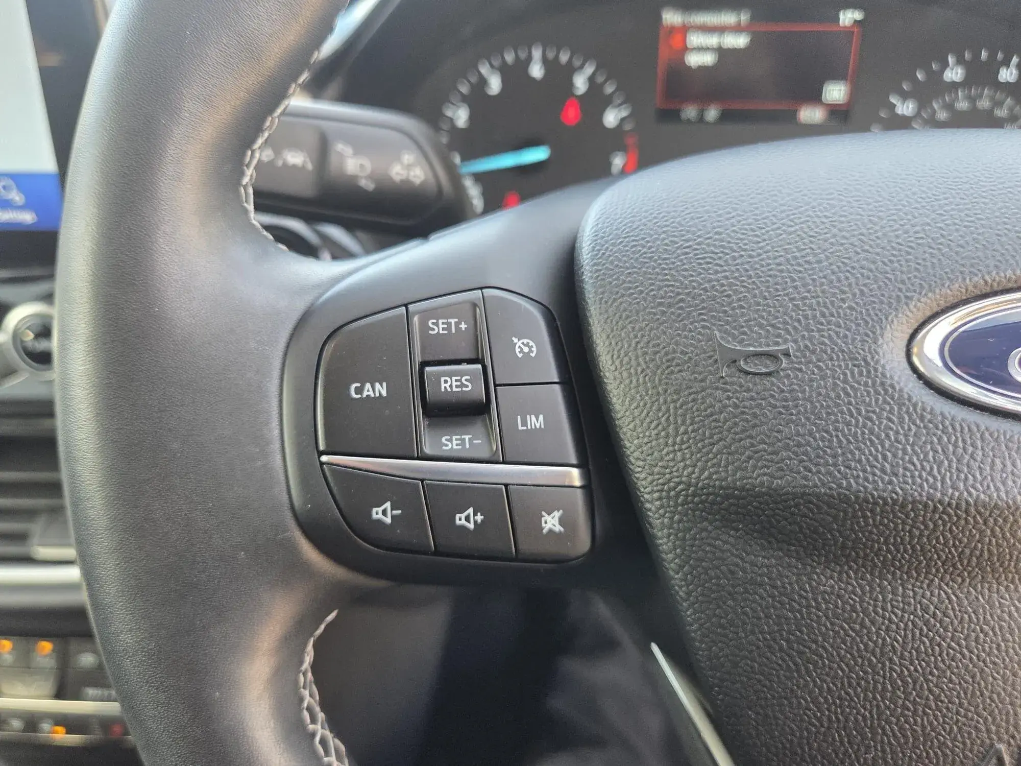 Ford Puma Image 18
