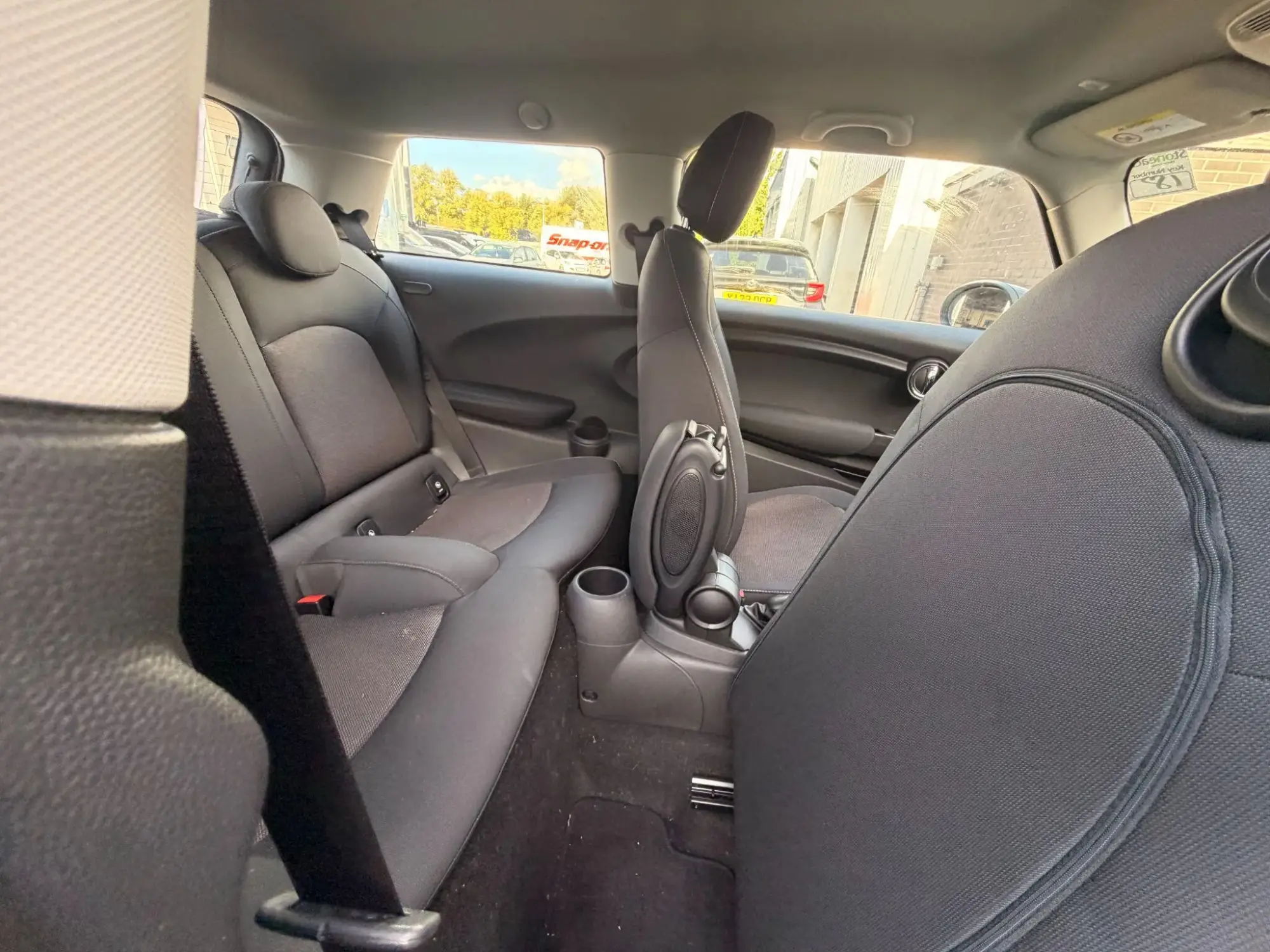MINI Hatch Image 12 MINI Hatch Image 12