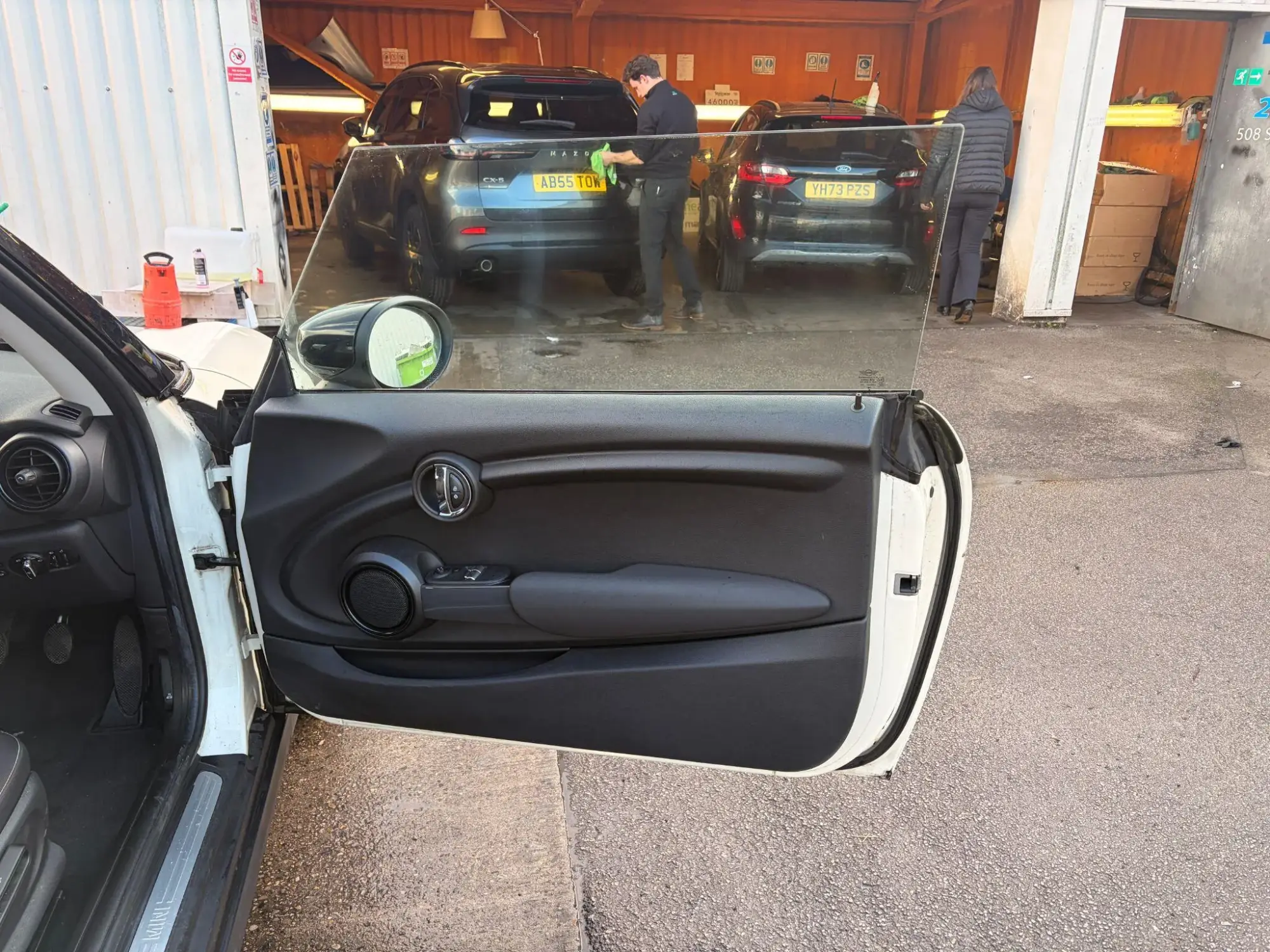 MINI Hatch Image 18 MINI Hatch Image 18