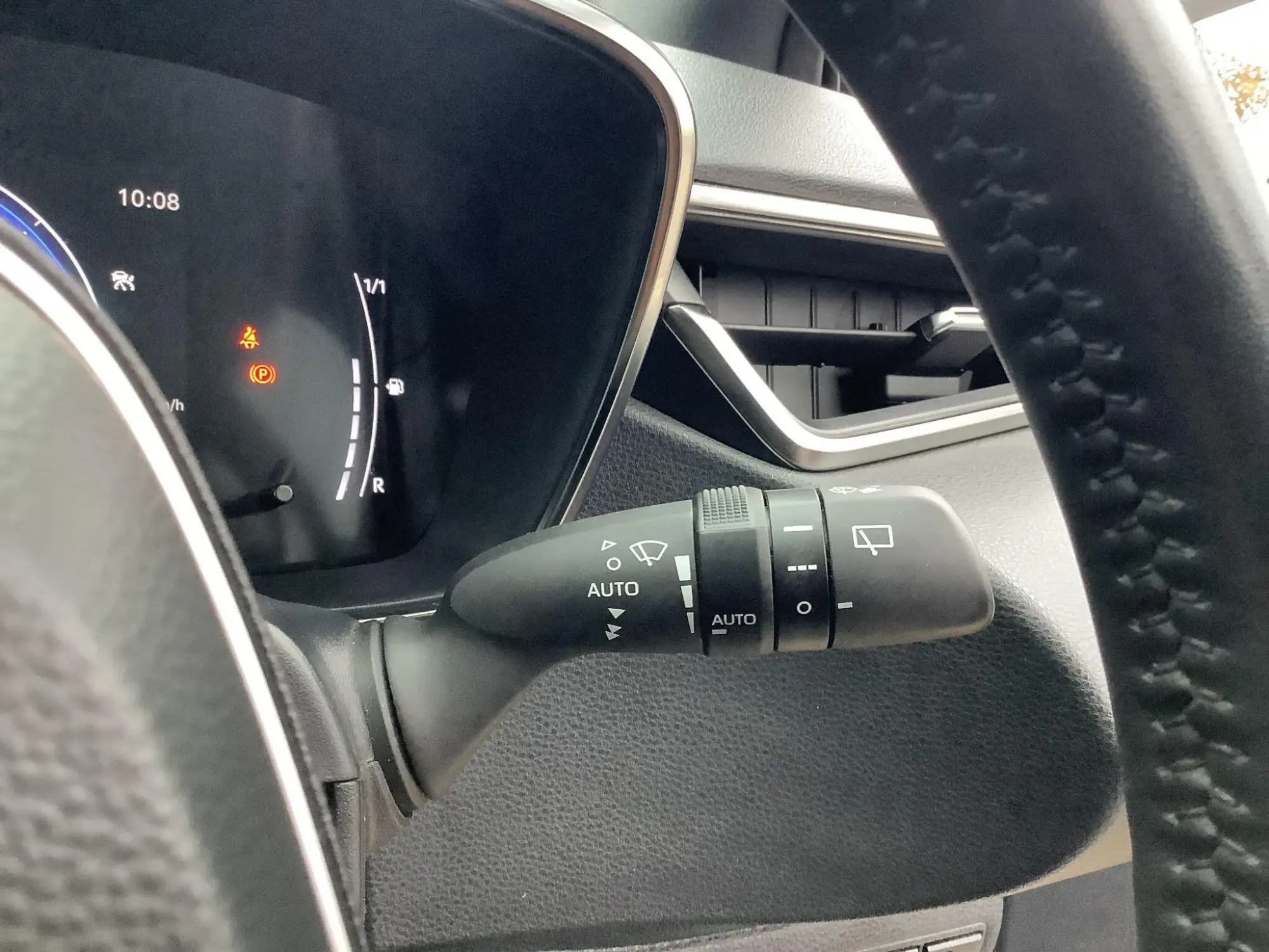 Suzuki Swace Image 18 Suzuki Swace Image 18