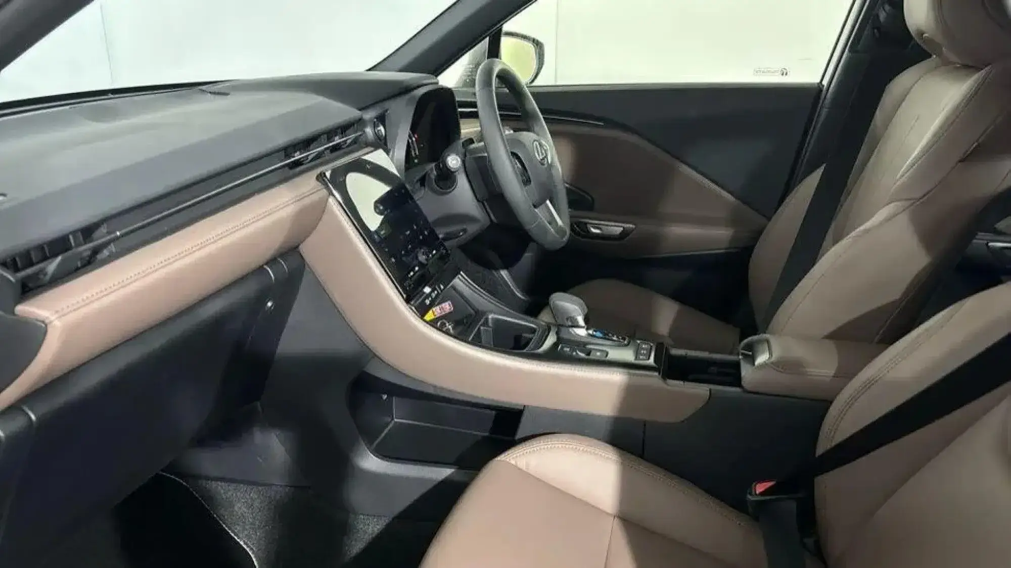 Lexus LBX Image 12