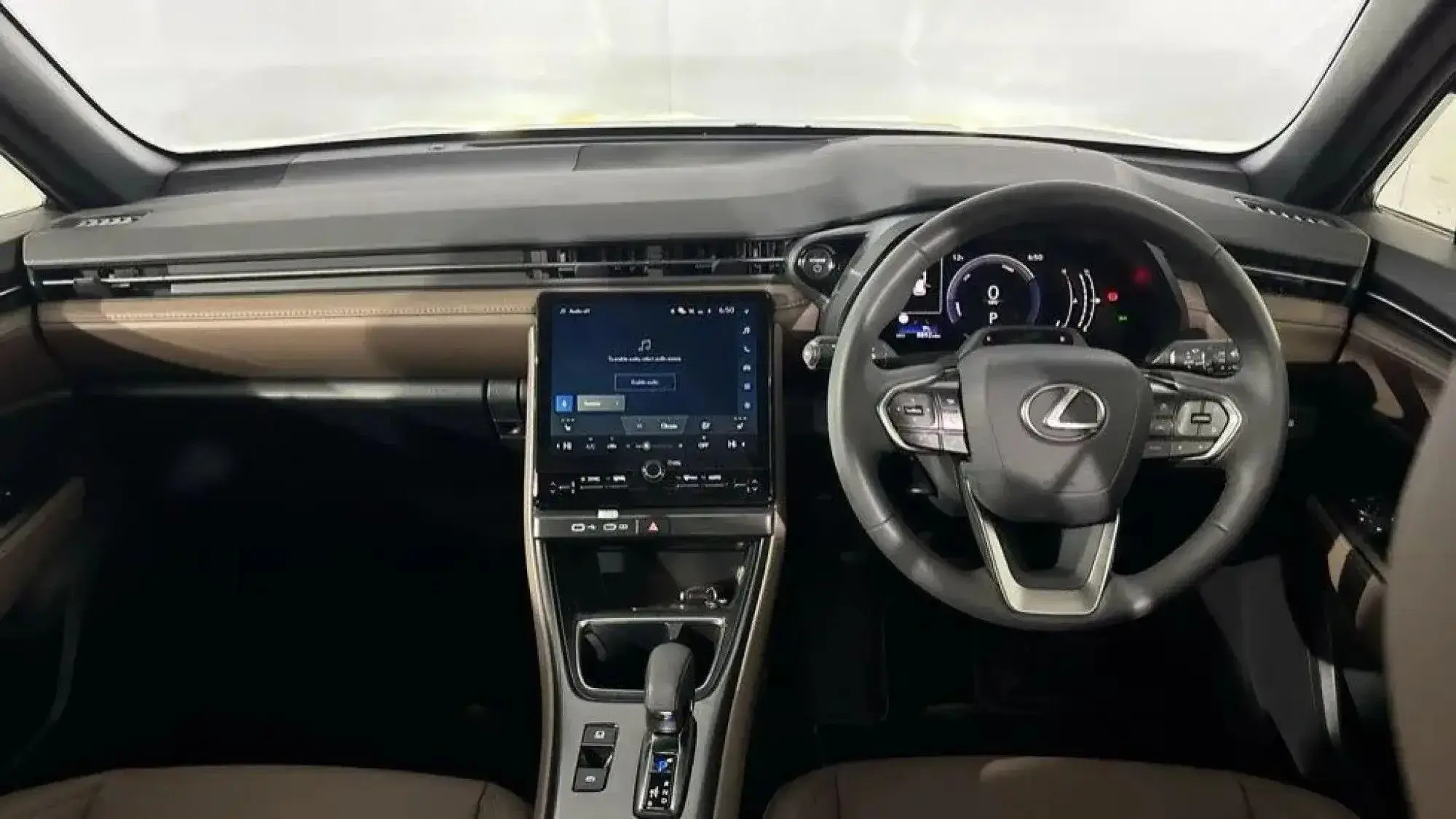 Lexus LBX Image 16