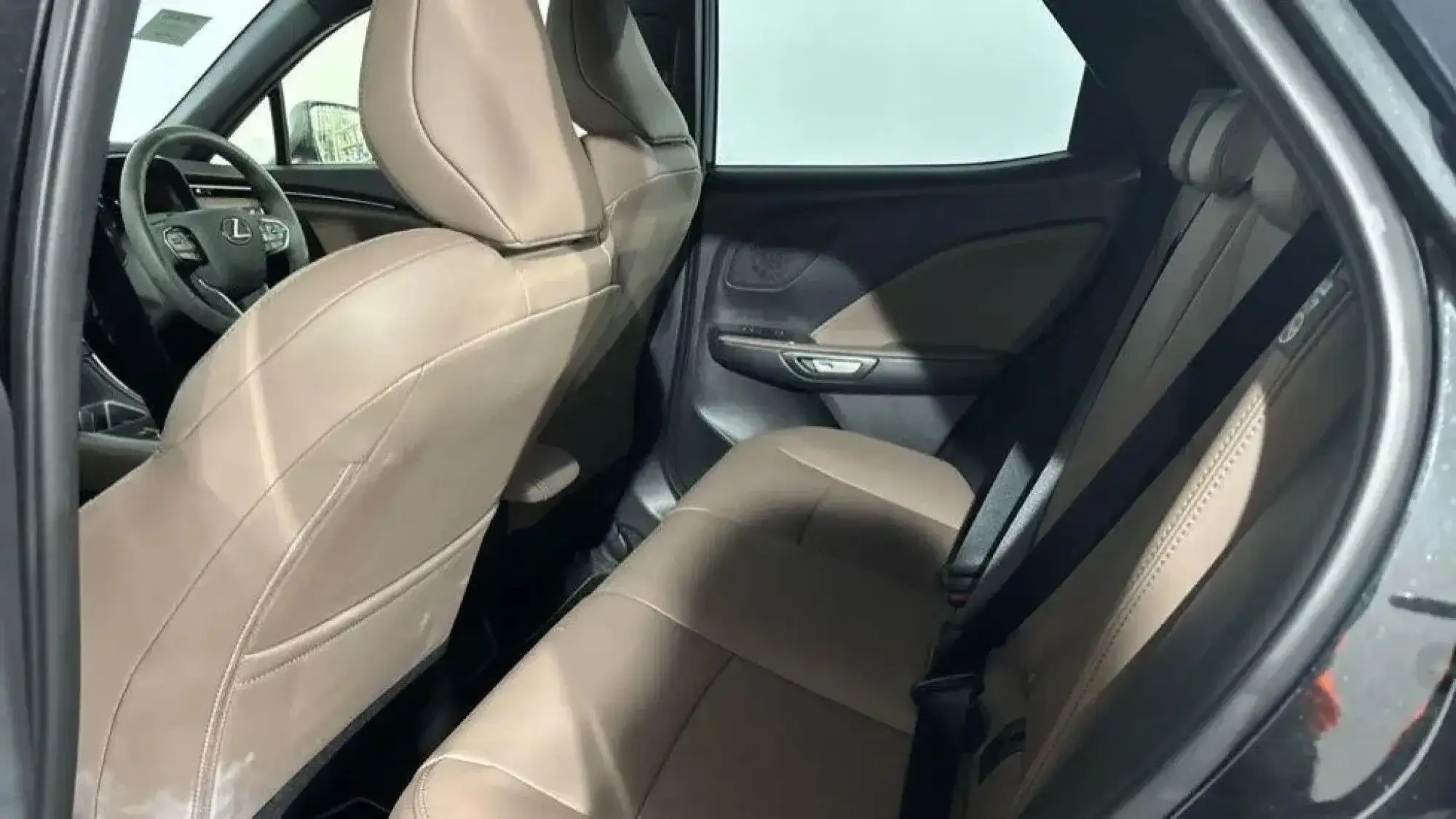 Lexus LBX Image 19