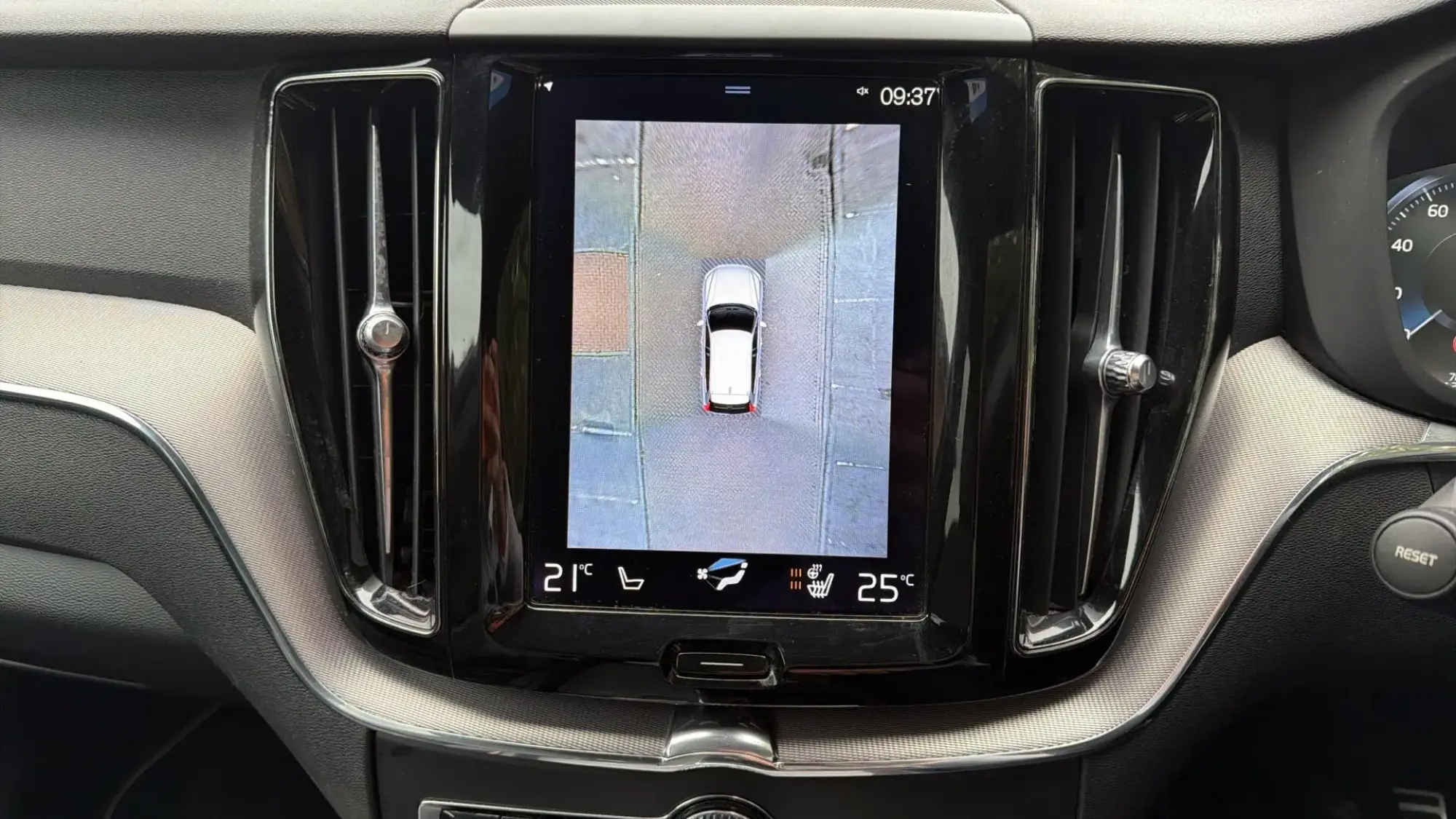 Volvo XC60 Image 17 Volvo XC60 Image 17