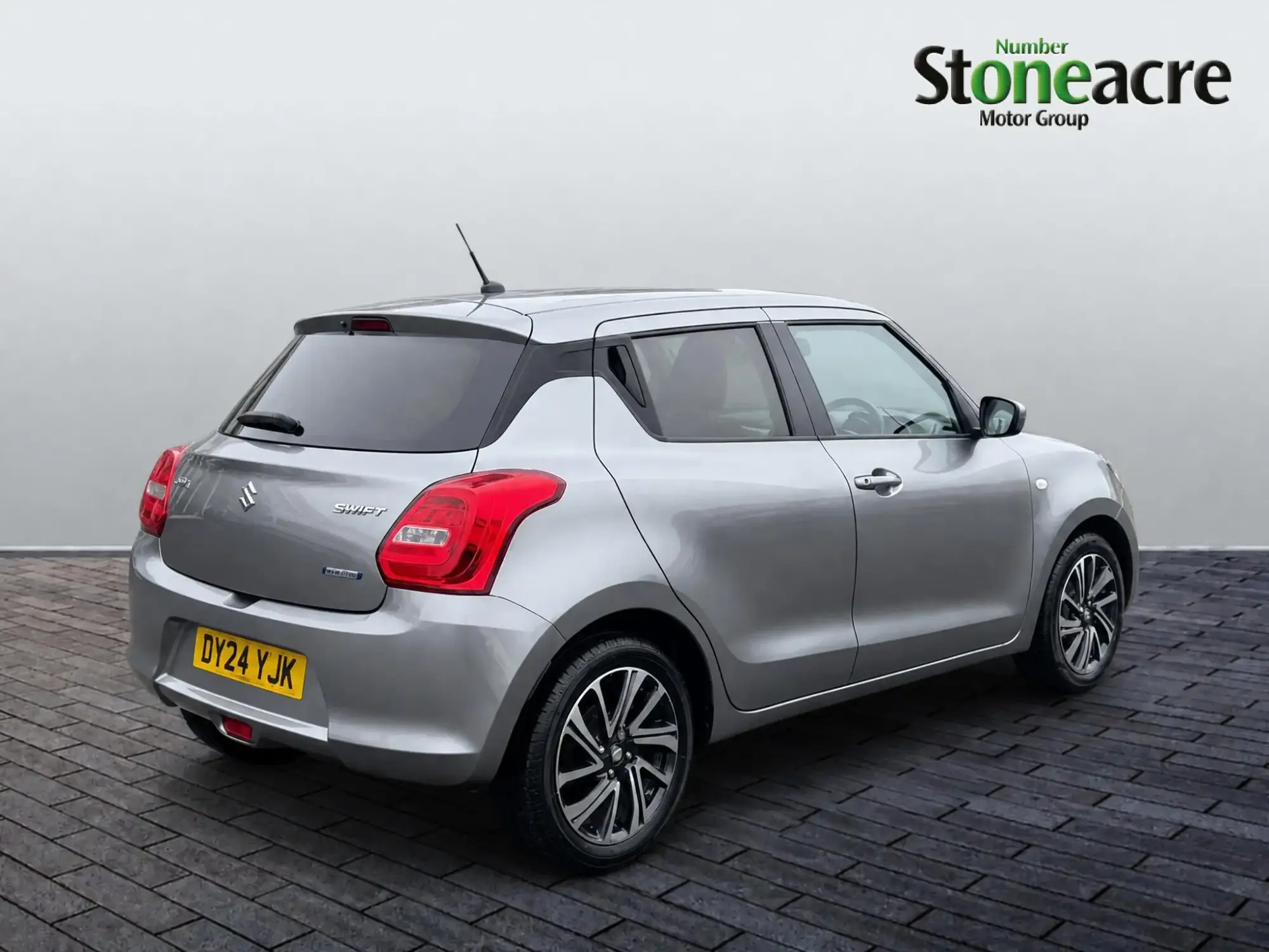 Suzuki Swift Image 3 Suzuki Swift Image 3