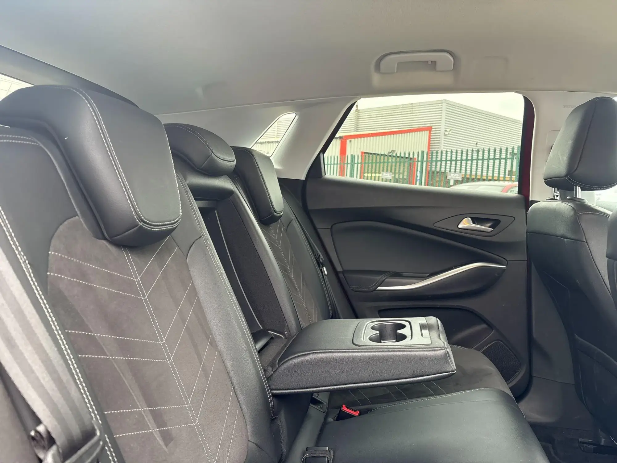 Vauxhall Grandland Image 23