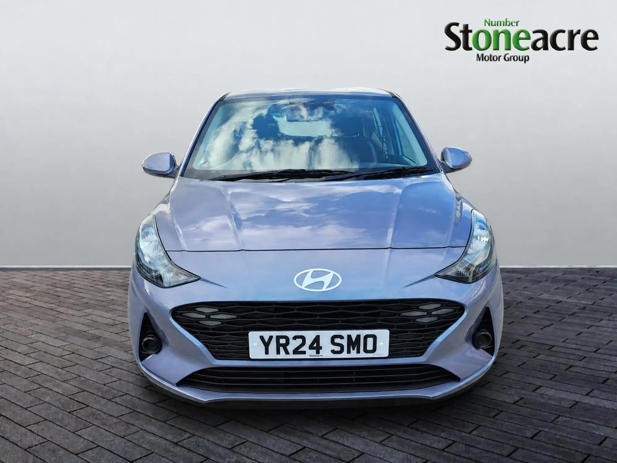 Hyundai i10 Image 2