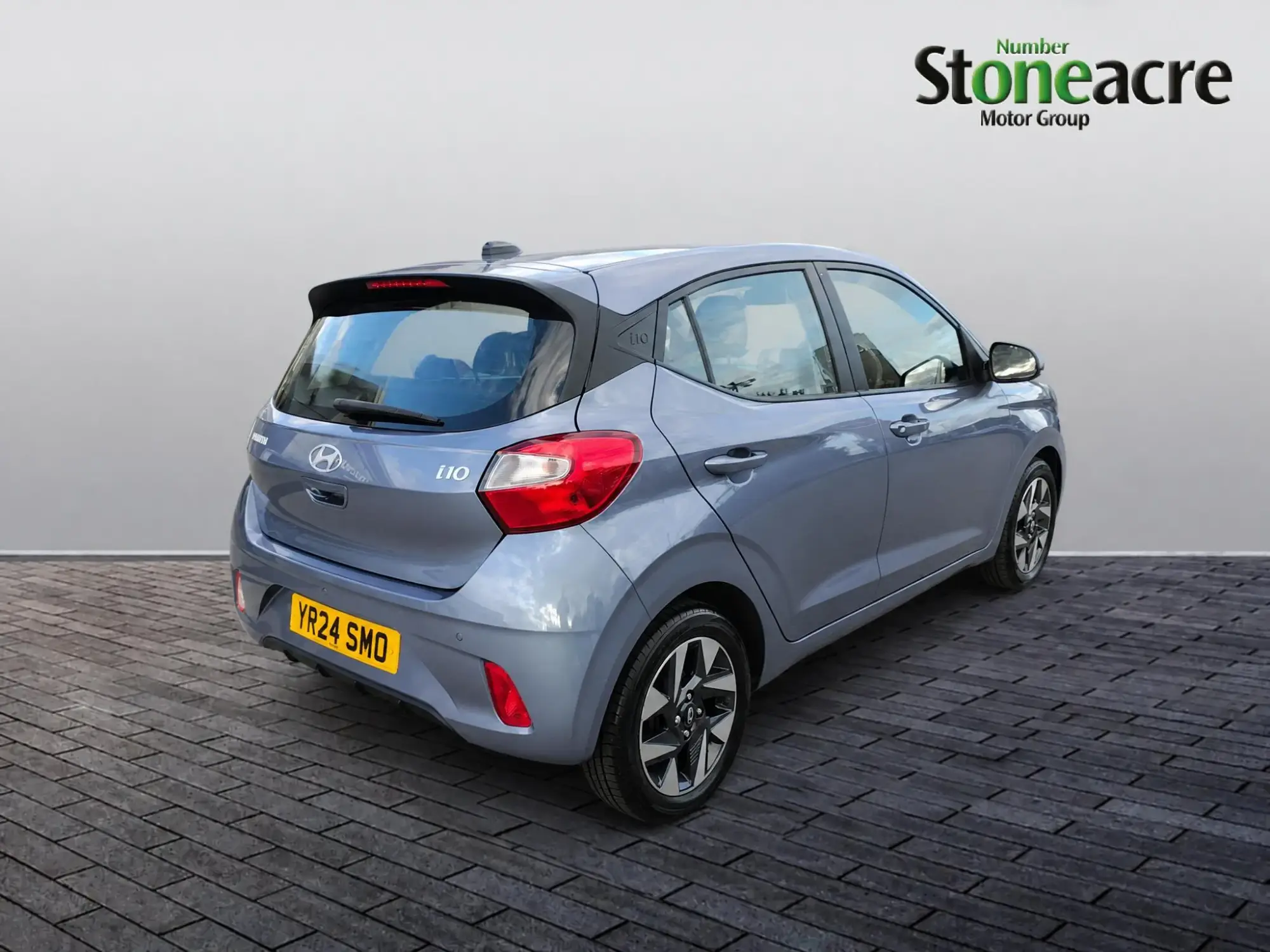 Hyundai i10 Image 8