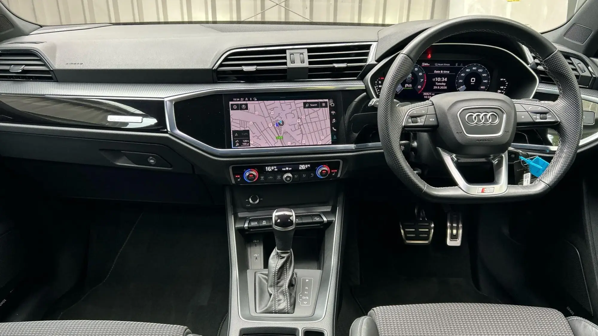 Audi Q3 Image 9