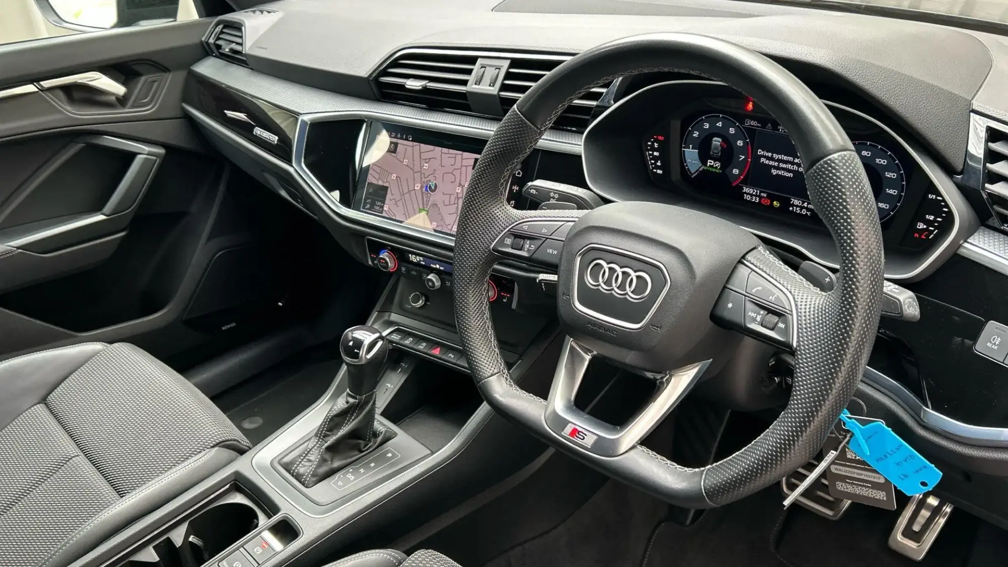 Audi Q3 Image 10