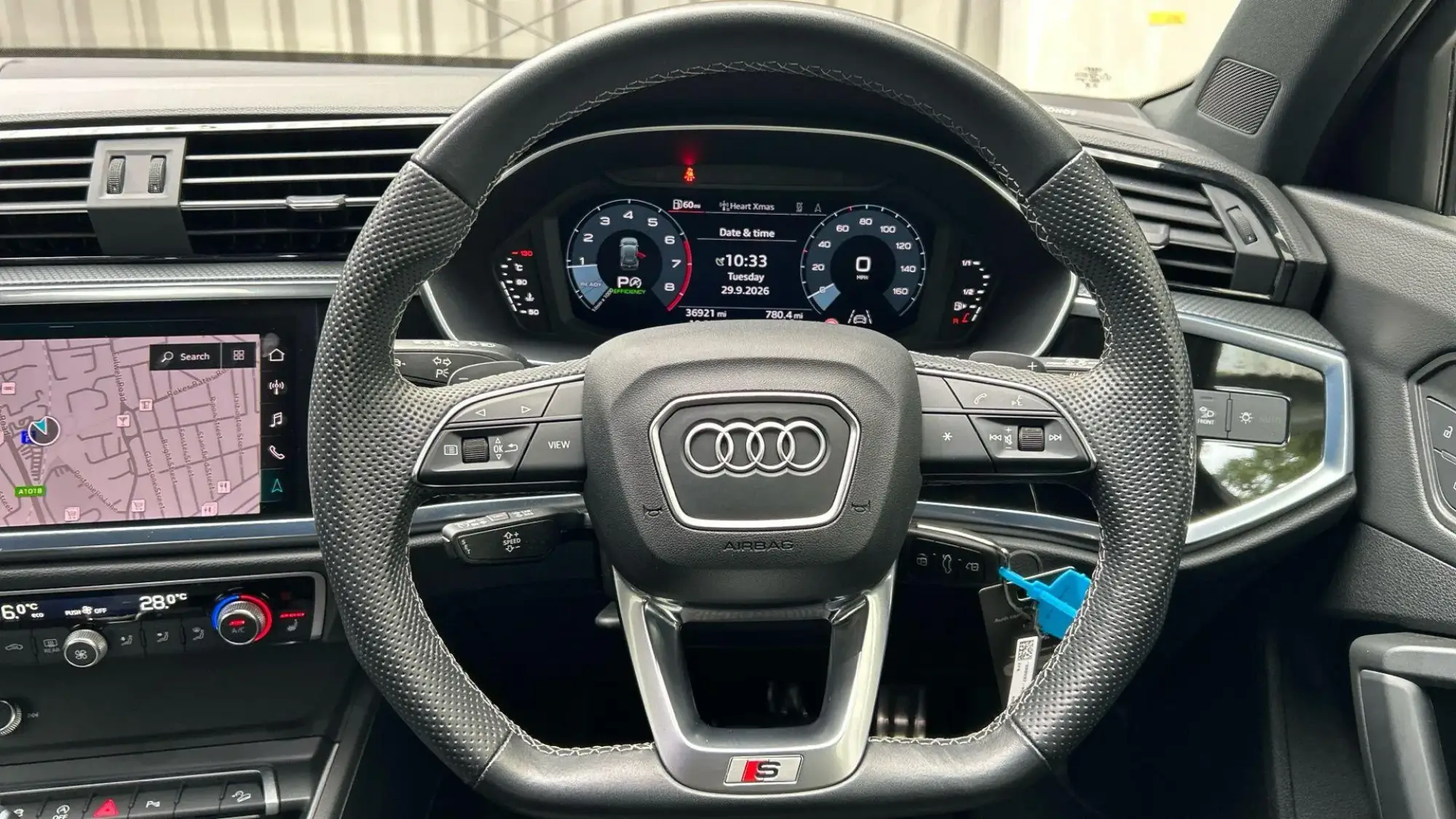 Audi Q3 Image 12