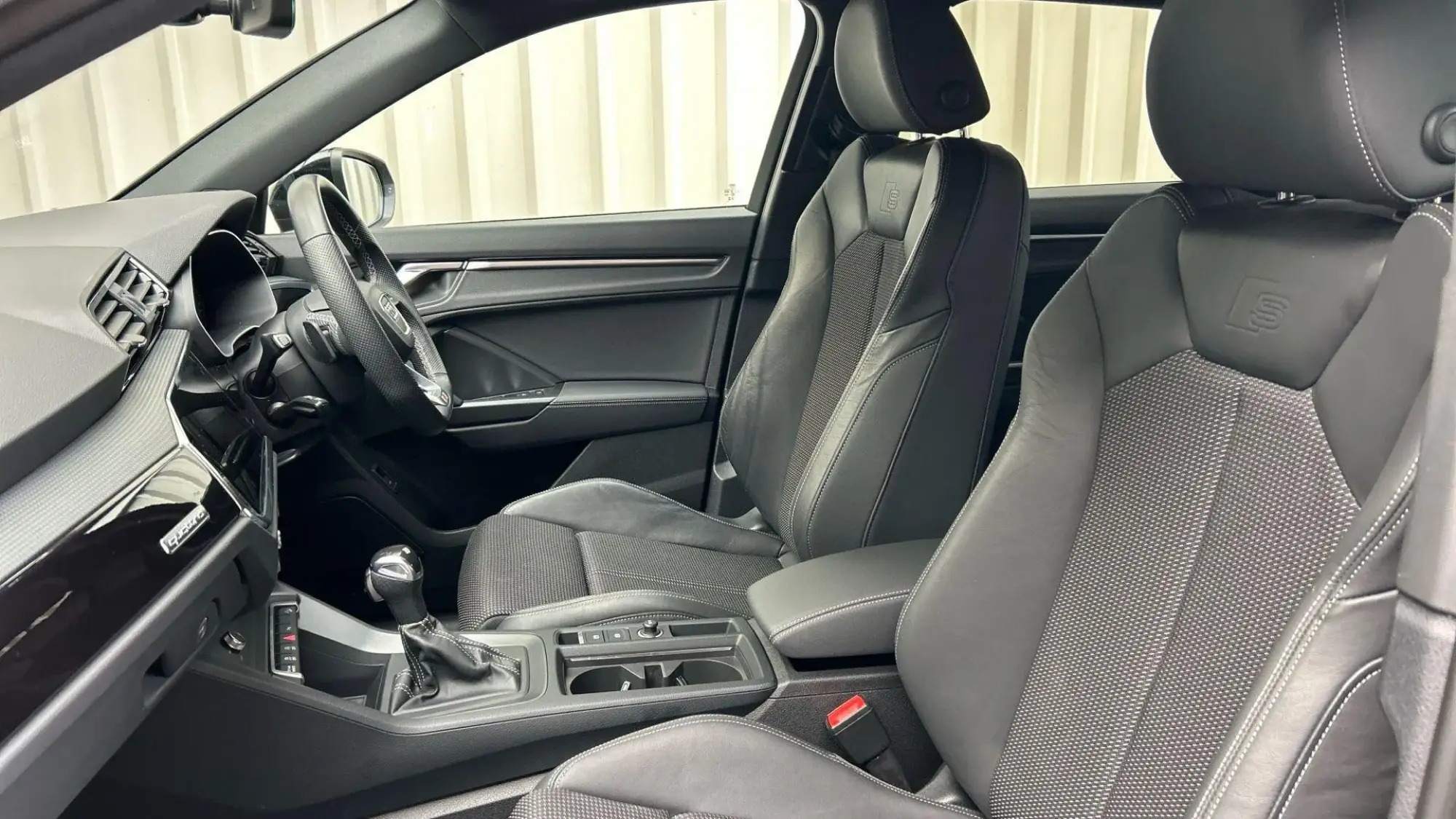 Audi Q3 Image 14