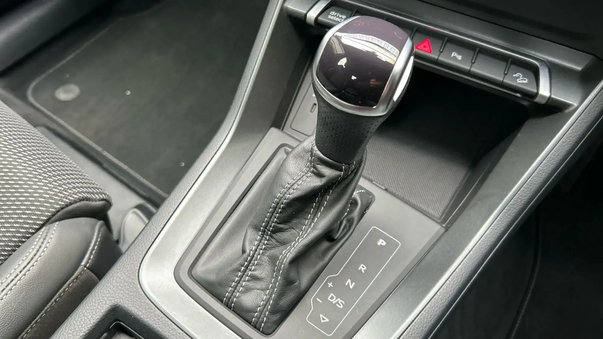 Audi Q3 Image 35