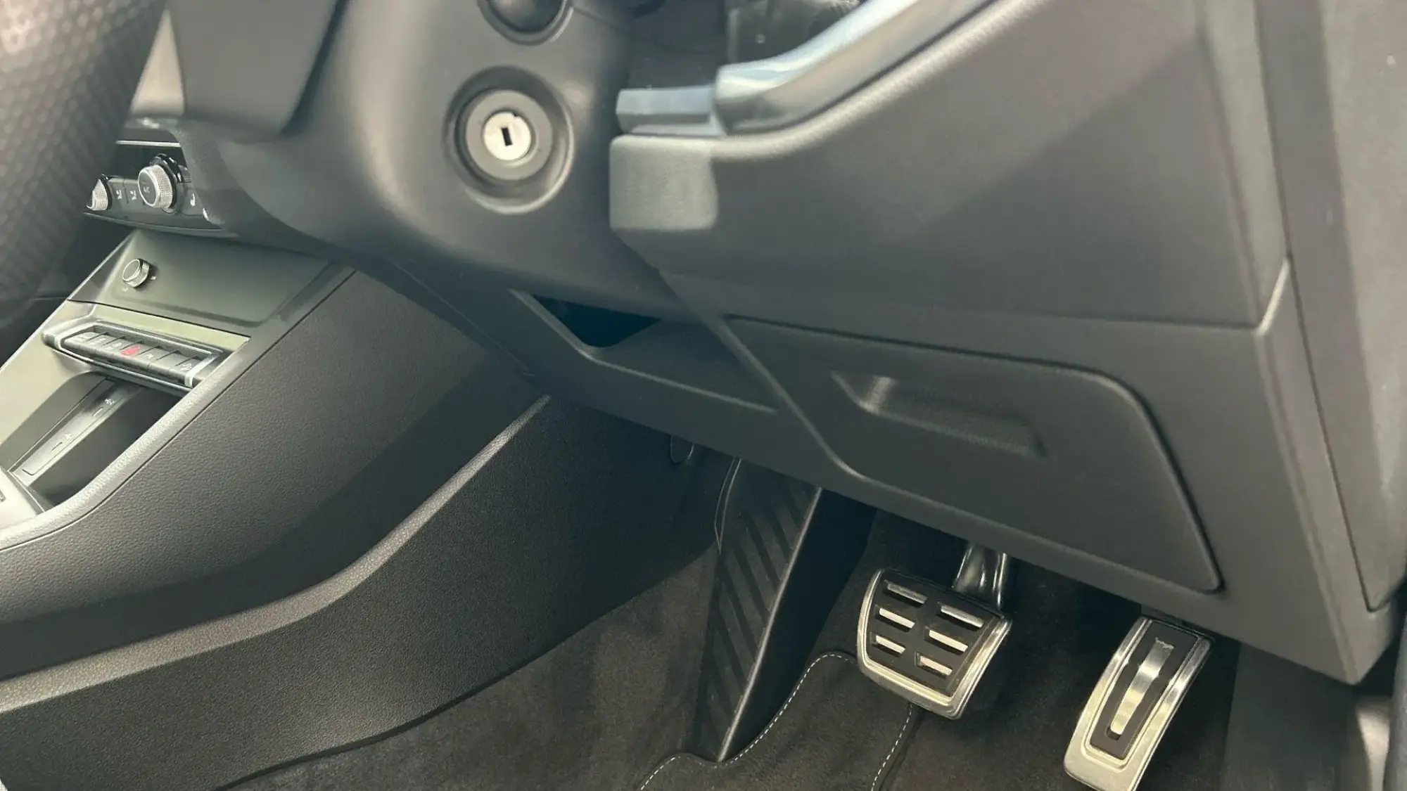 Audi Q3 Image 38