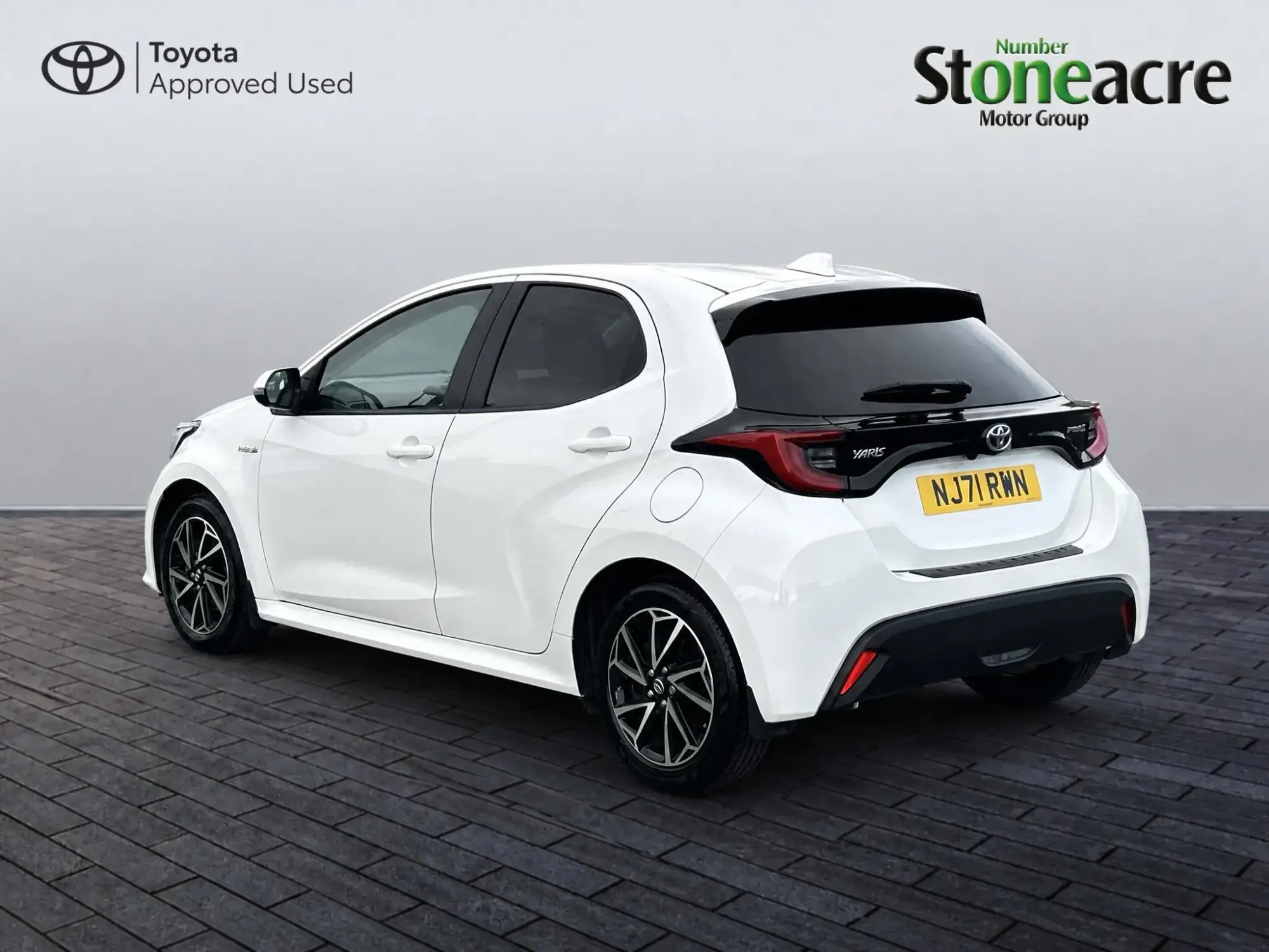 Toyota Yaris Hybrid Image 5 Toyota Yaris Hybrid Image 5