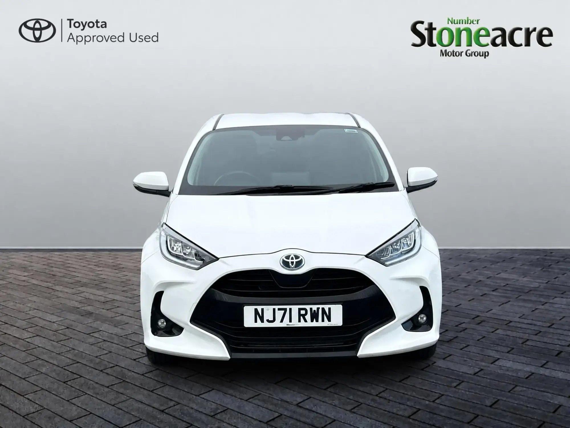Toyota Yaris Hybrid Image 8 Toyota Yaris Hybrid Image 8