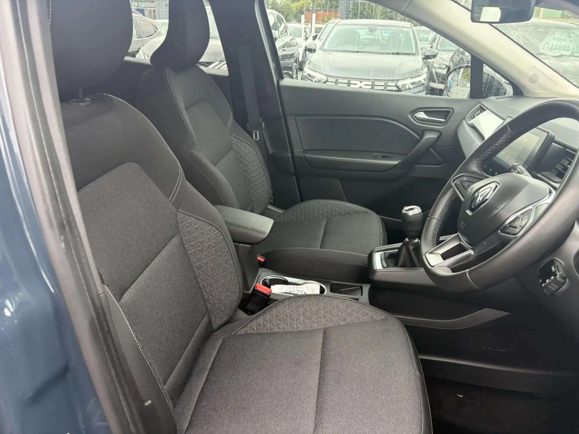 Renault Captur Image 10 Renault Captur Image 10