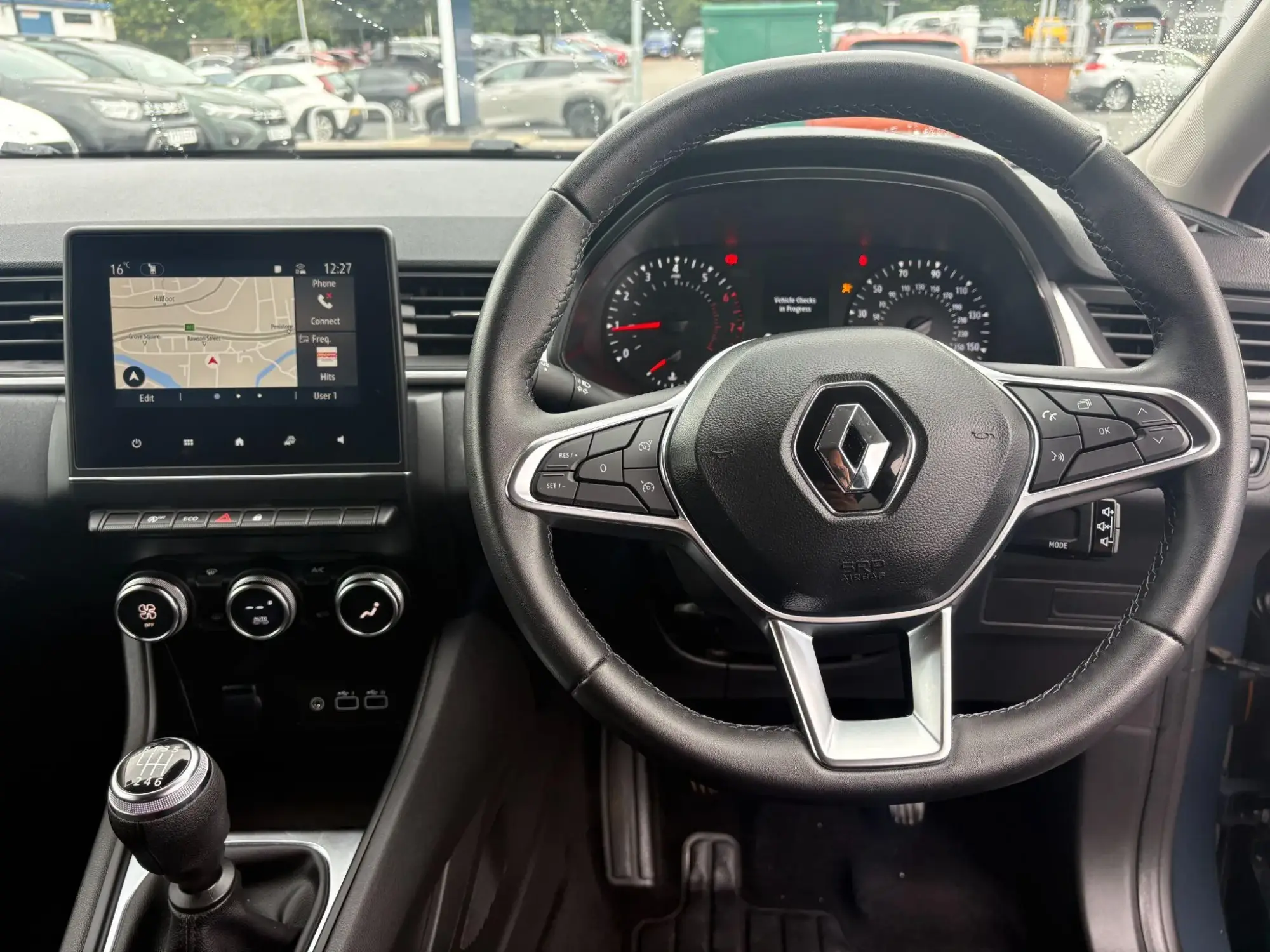 Renault Captur Image 12 Renault Captur Image 12