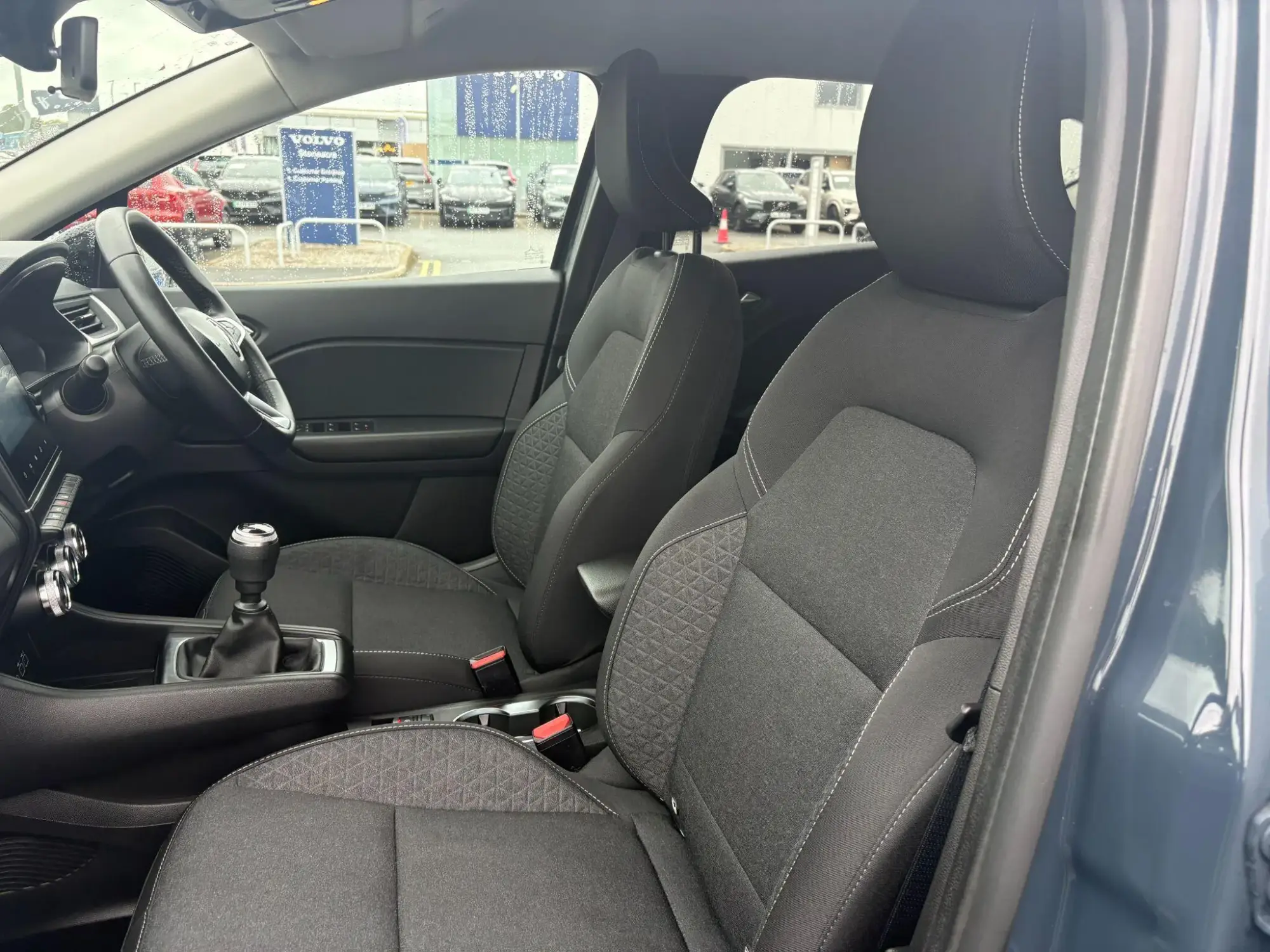 Renault Captur Image 14 Renault Captur Image 14
