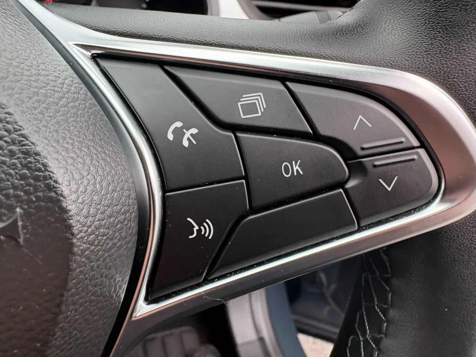Renault Captur Image 16 Renault Captur Image 16