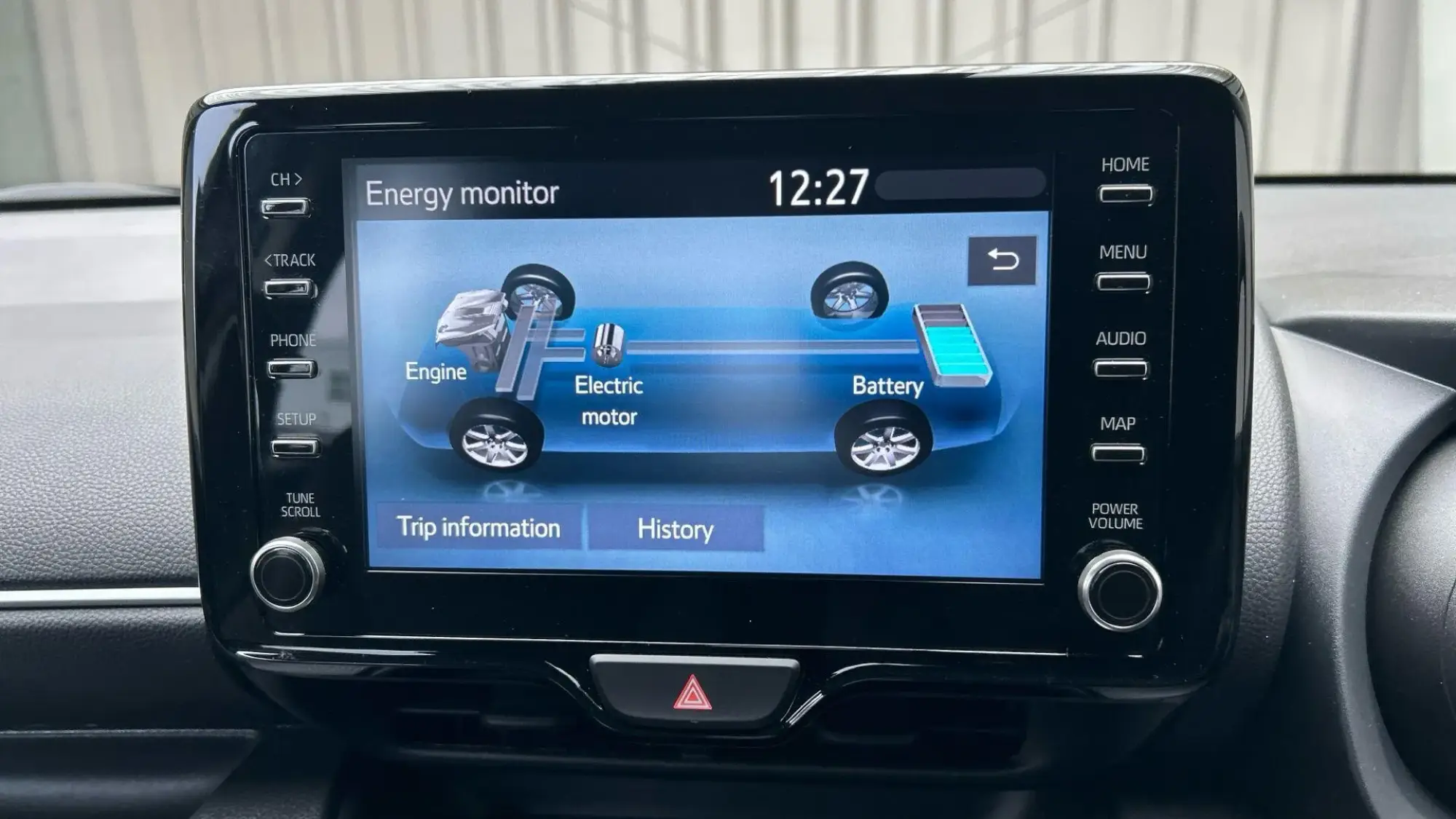 Toyota Yaris Hybrid Image 20 Toyota Yaris Hybrid Image 20