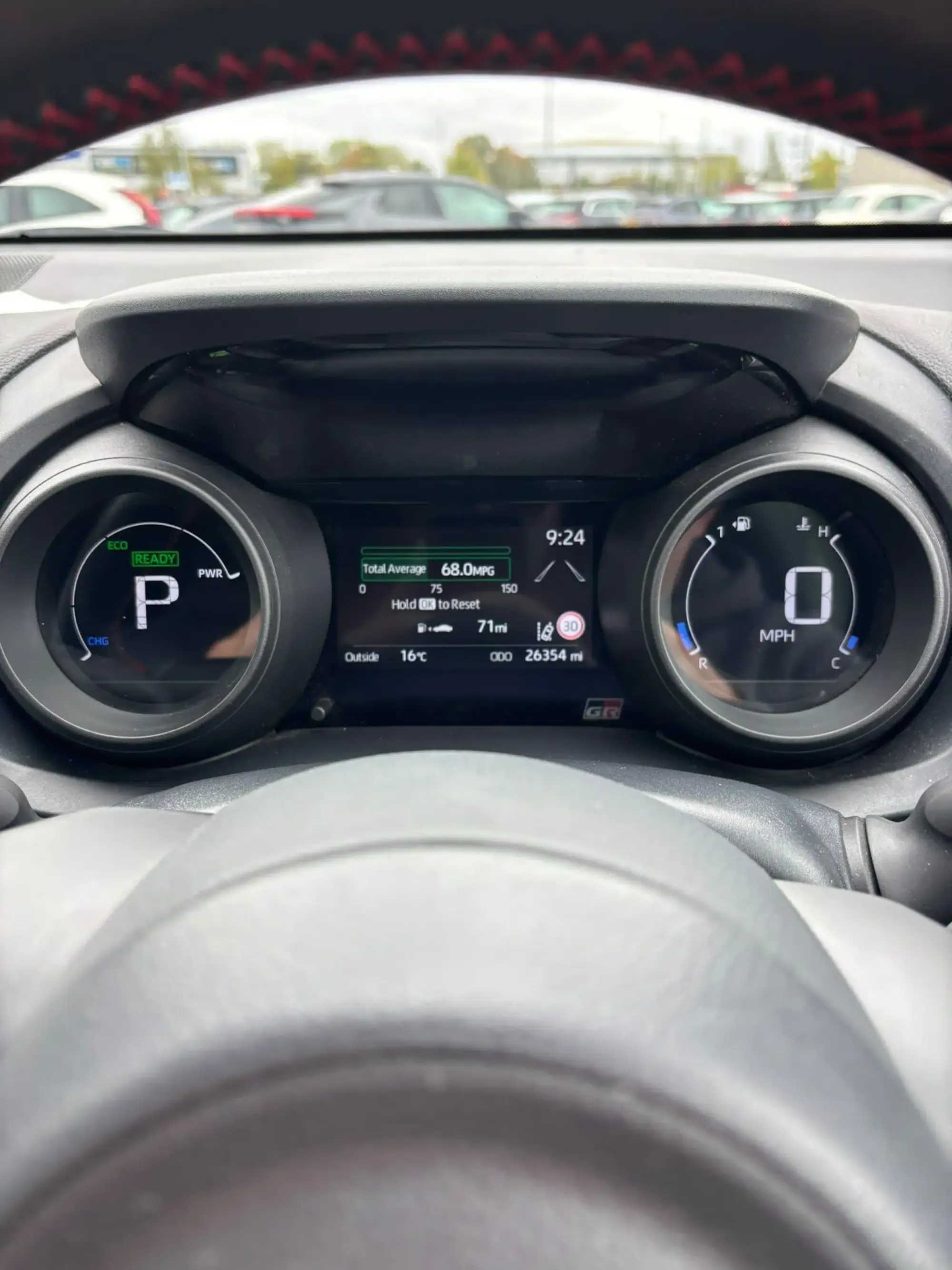 Toyota Yaris Hybrid Image 18