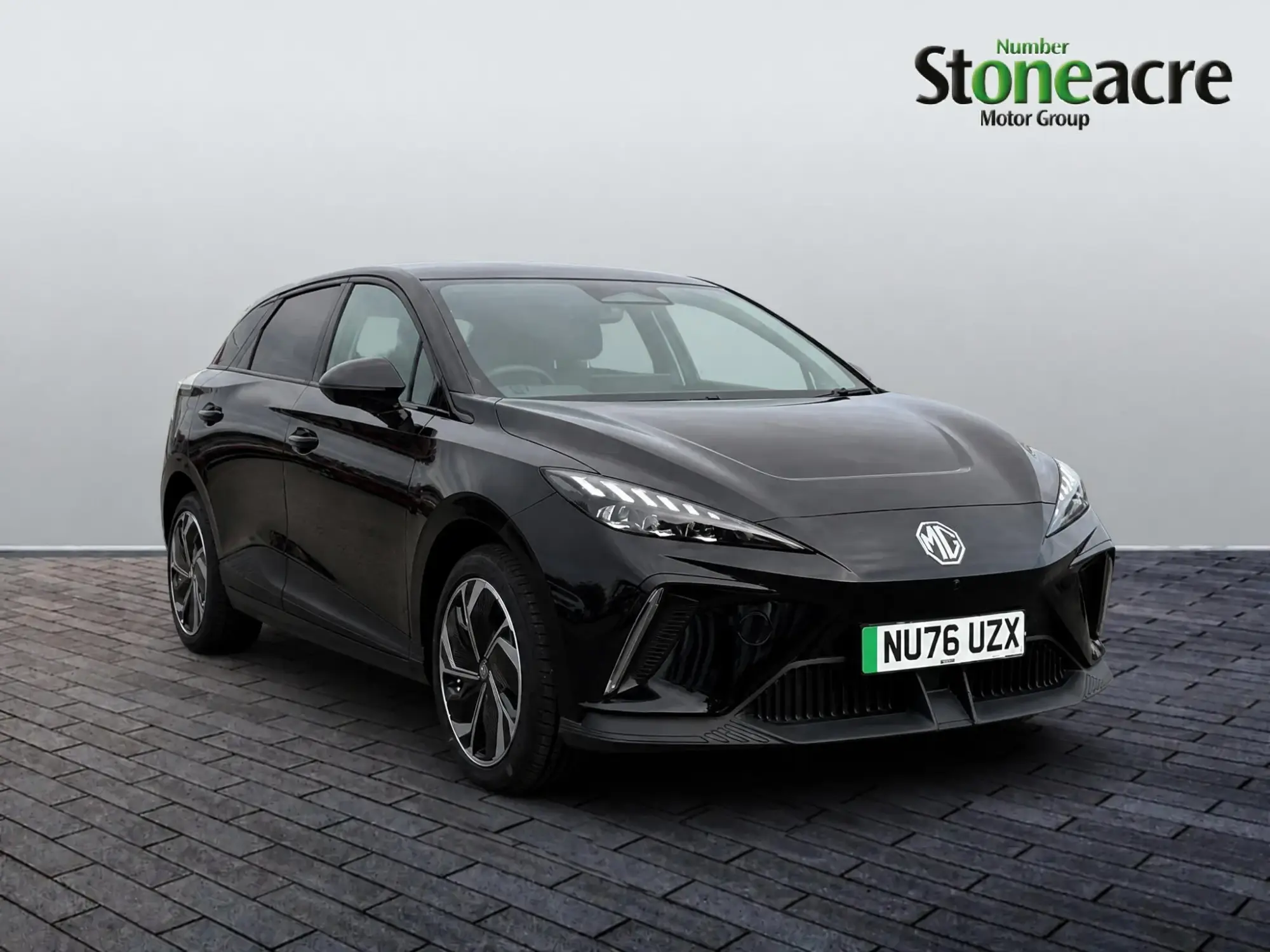 MG MG4 64kWh Premium Long Range Auto 5dr NU76UZX Image 1 MG MG4 64kWh Premium Long Range Auto 5dr NU76UZX Image 1