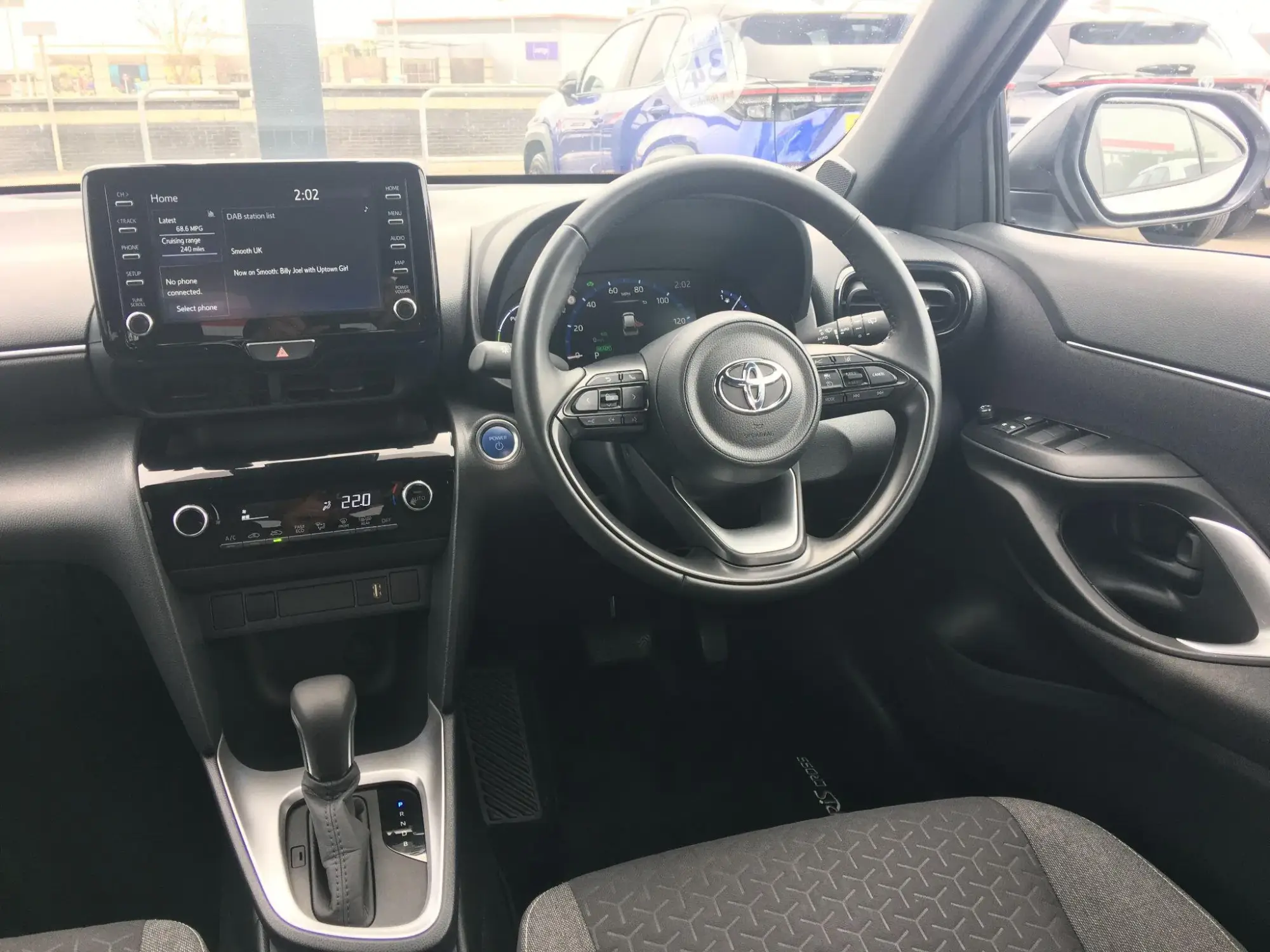 Toyota Yaris Cross Hybrid Image 11