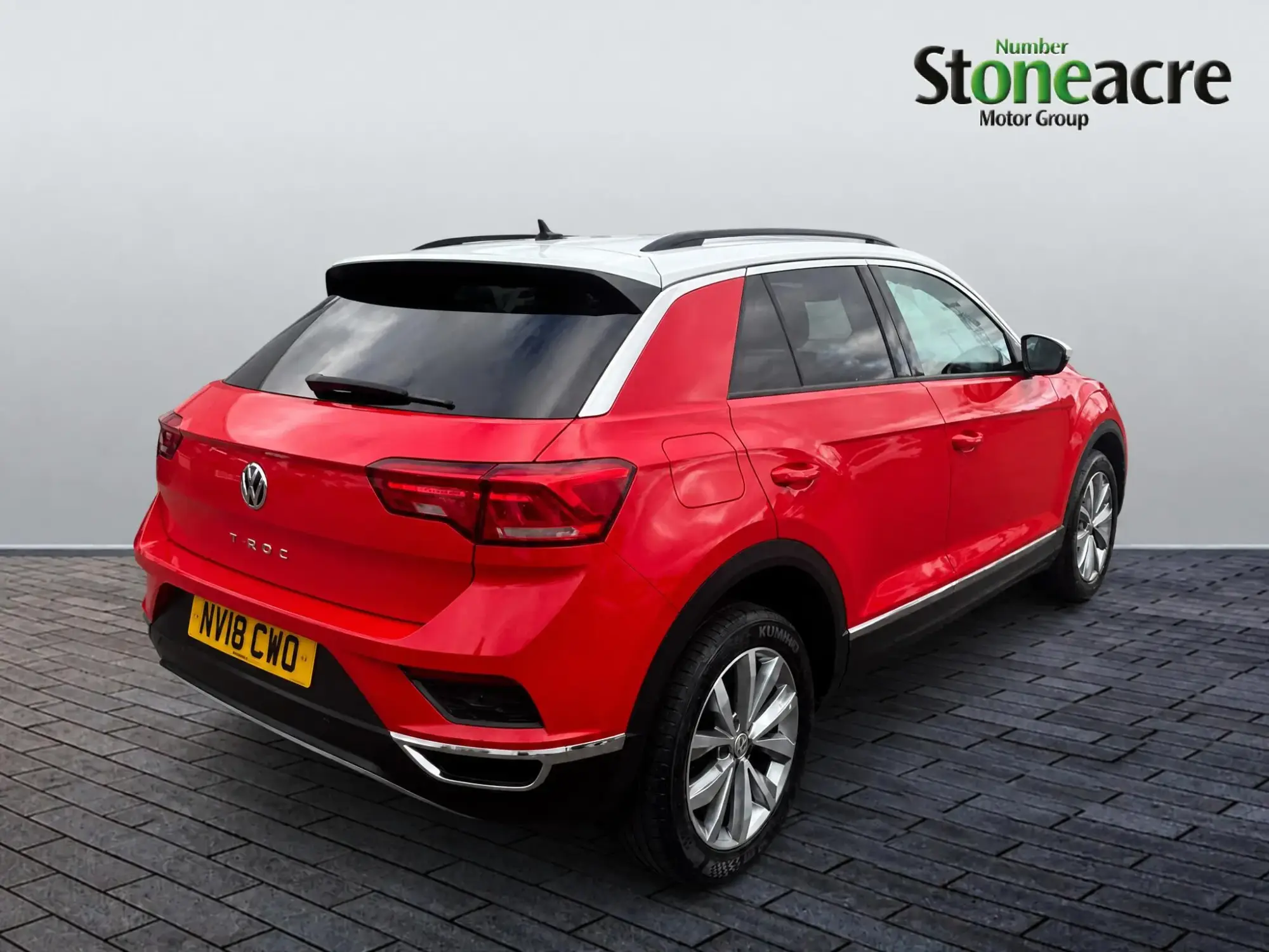 Volkswagen T-Roc 1.5 TSI EVO Design Euro 6 (s/s) 5dr NV18CWO Image 3