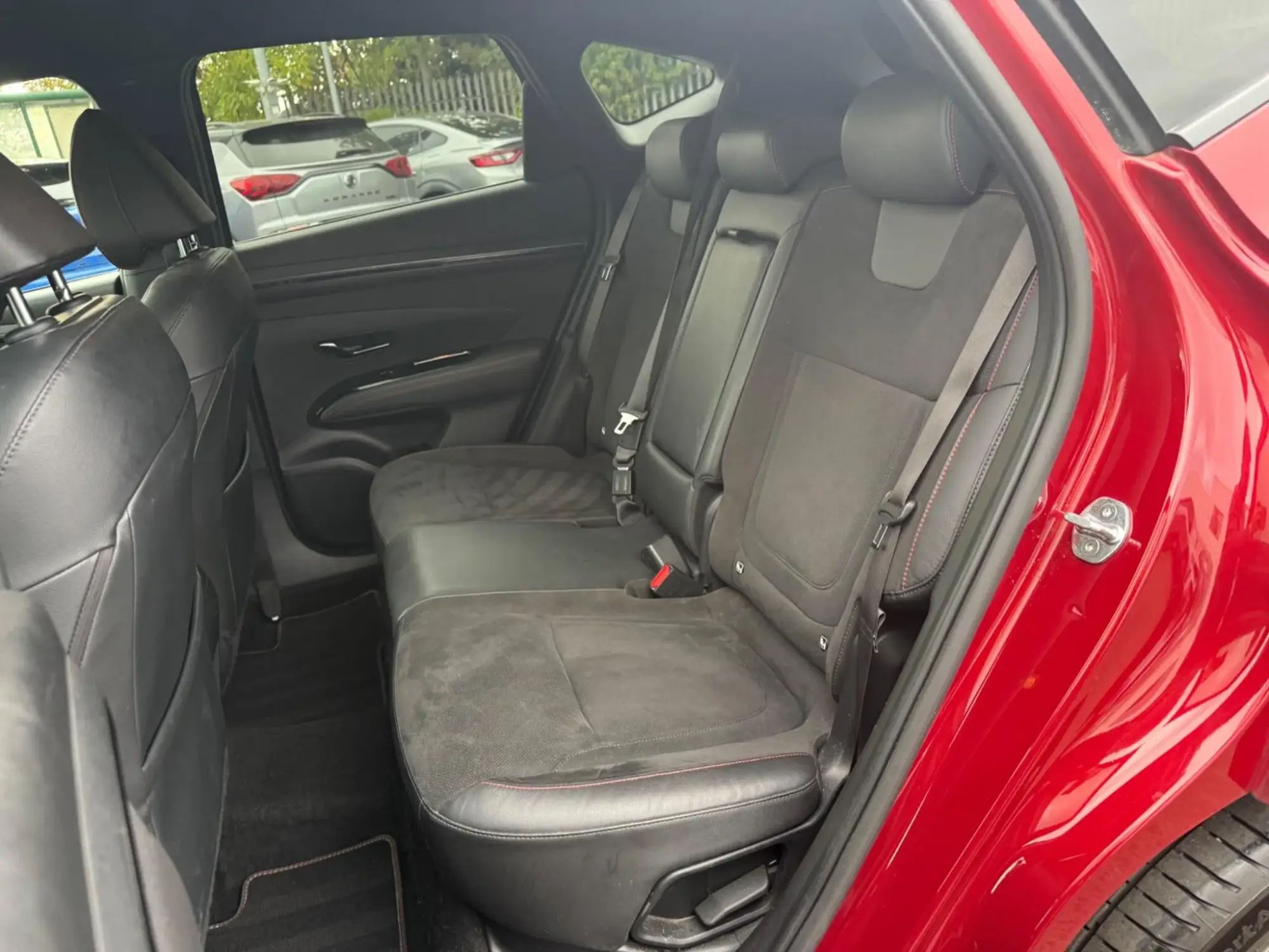 Hyundai TUCSON Image 16