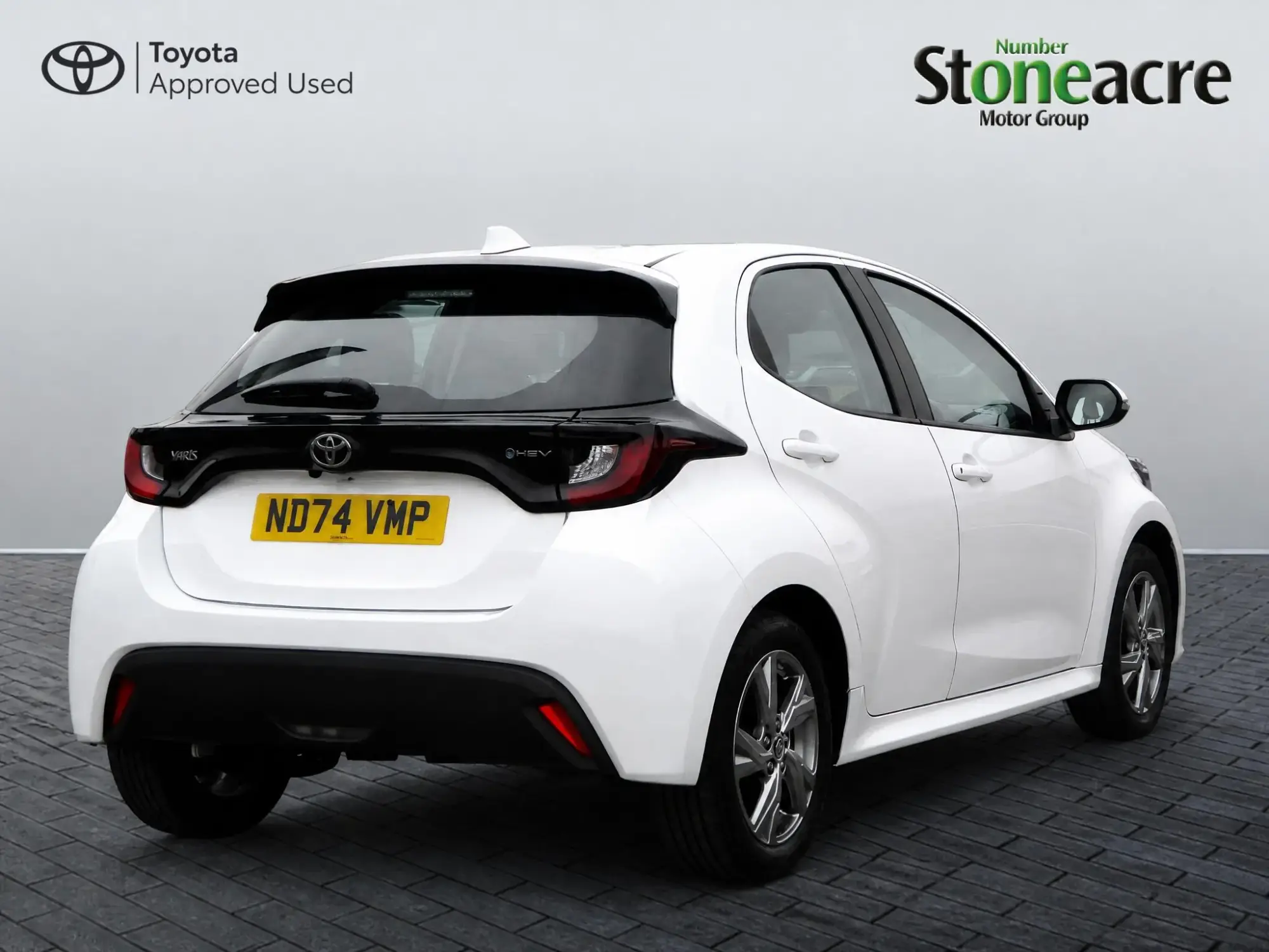 Toyota Yaris Hybrid 1.5 Hybrid Icon 5dr CVT ND74VMP Image 3