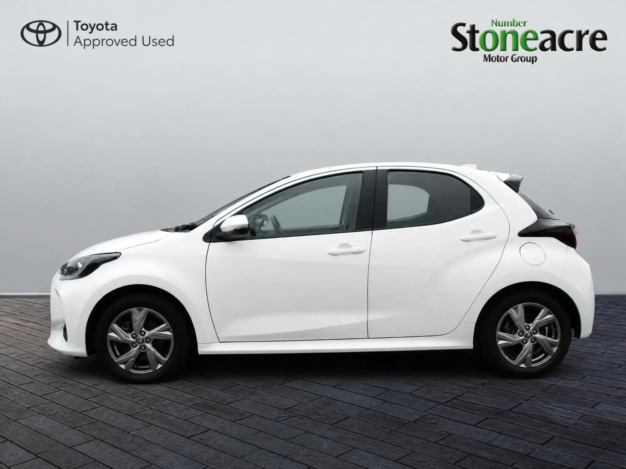 Toyota Yaris Hybrid Image 6 Toyota Yaris Hybrid Image 6