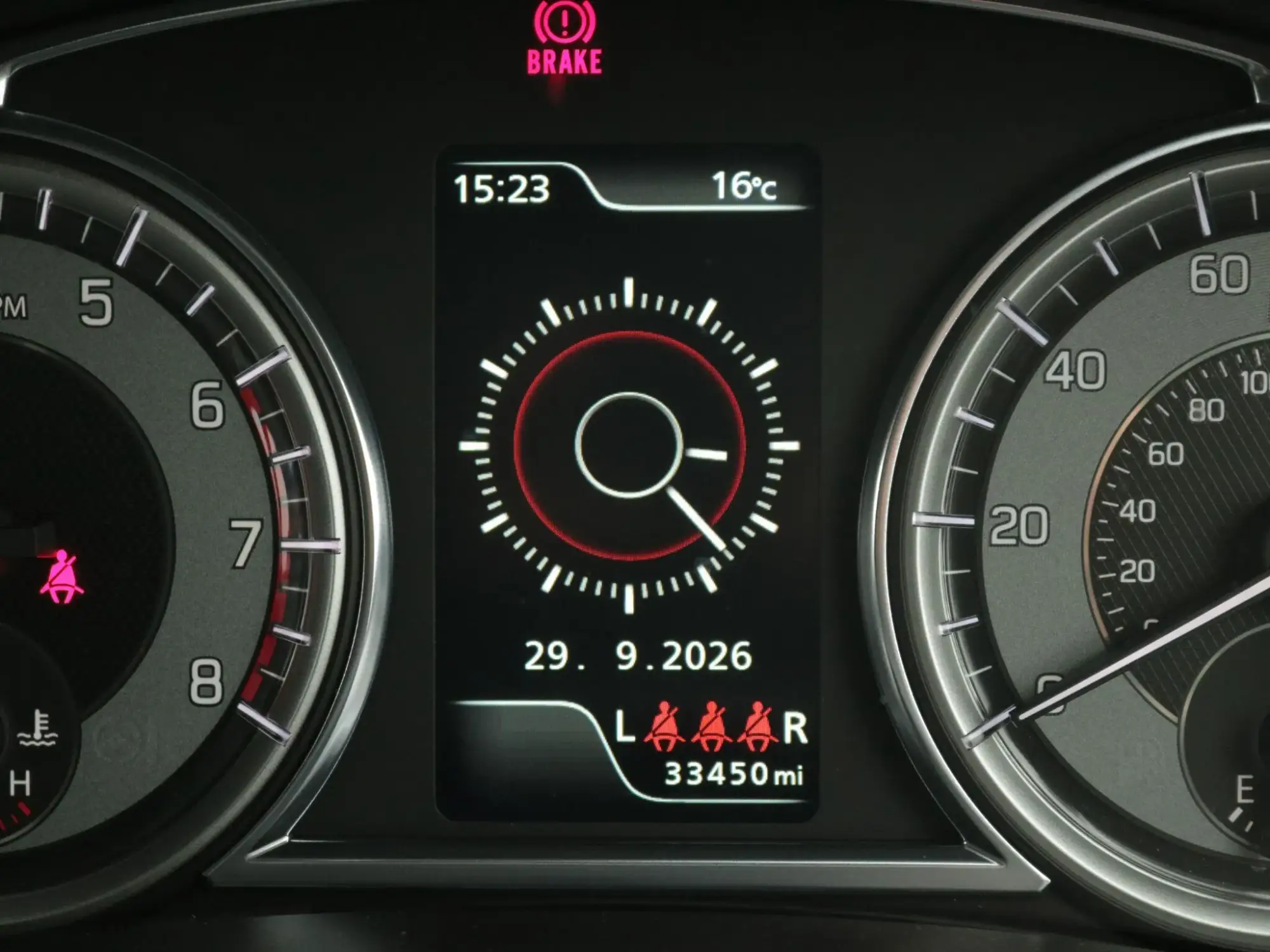 Suzuki Vitara Image 13