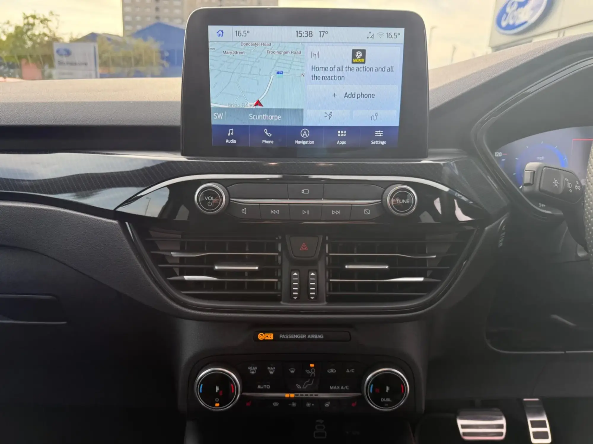 Ford Kuga Plug-In Hybrid Image 16 Ford Kuga Plug-In Hybrid Image 16