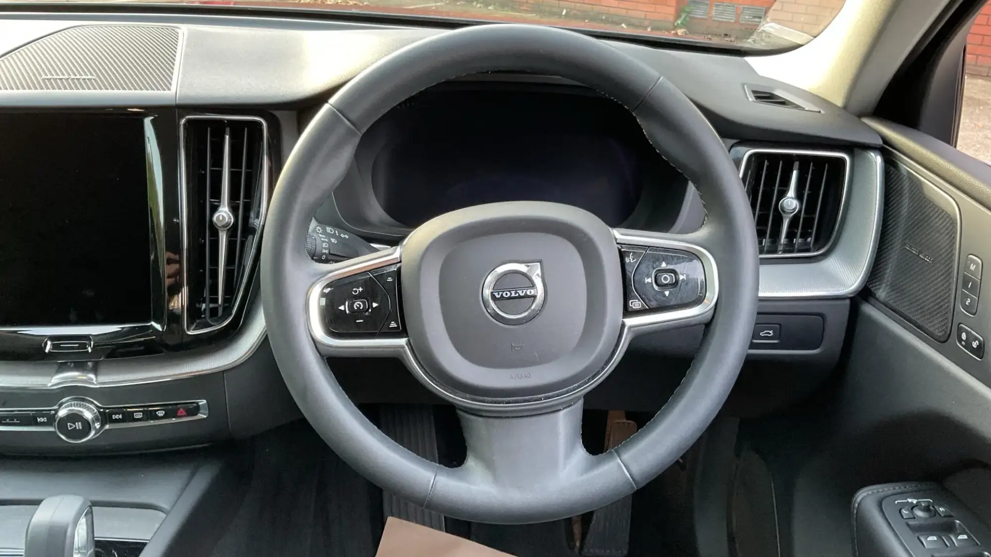 Volvo XC60 Image 10