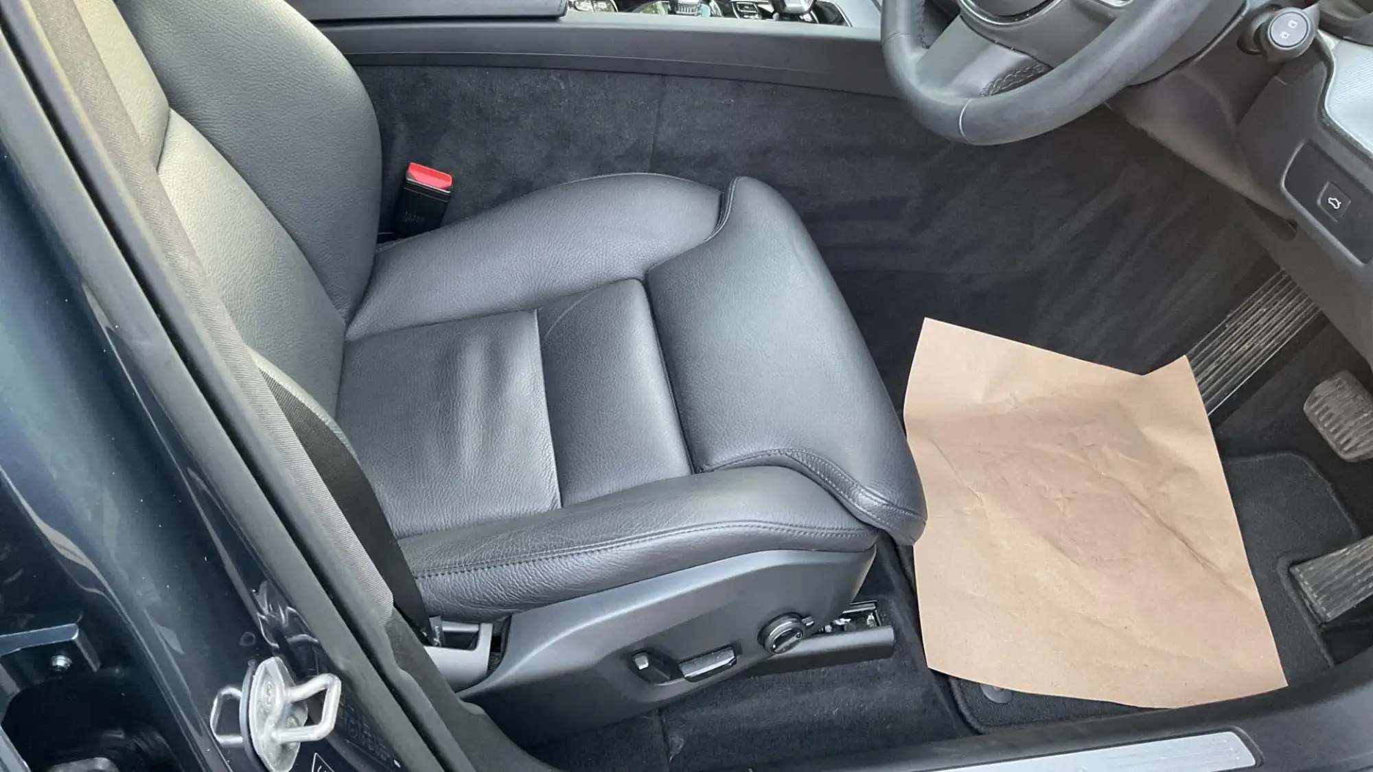 Volvo XC60 Image 30