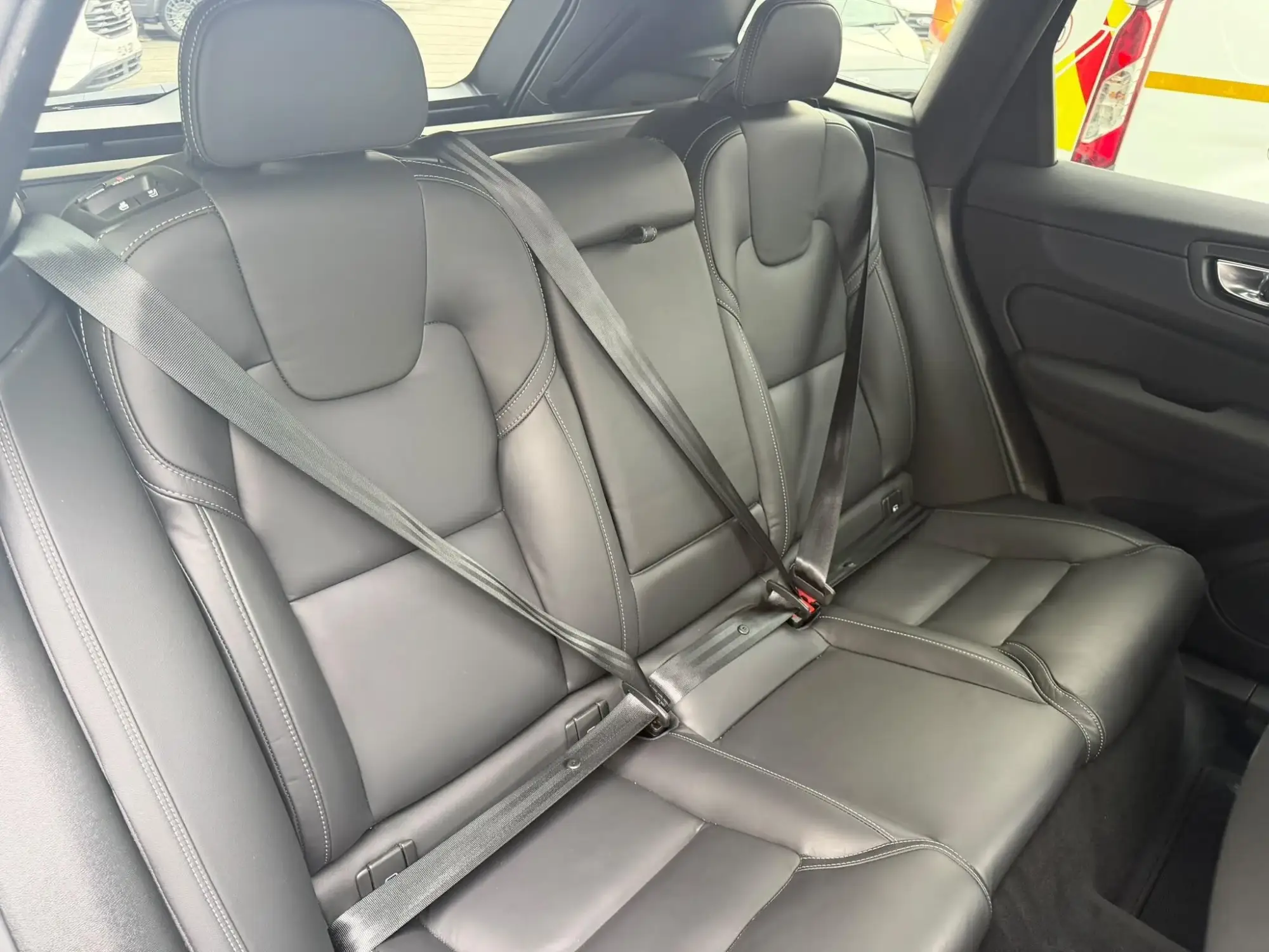 Volvo XC60 Image 14 Volvo XC60 Image 14