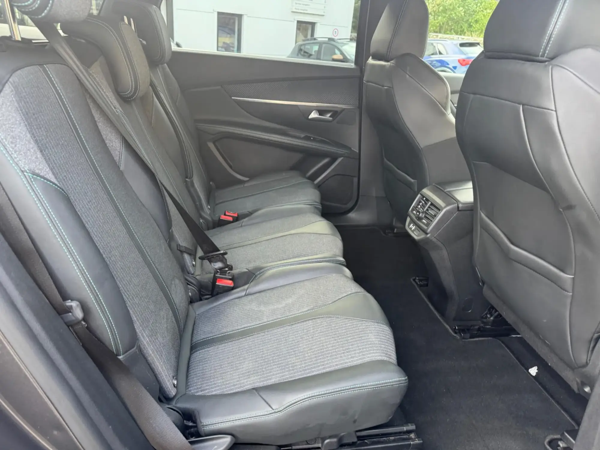 Peugeot 5008 Image 10 Peugeot 5008 Image 10