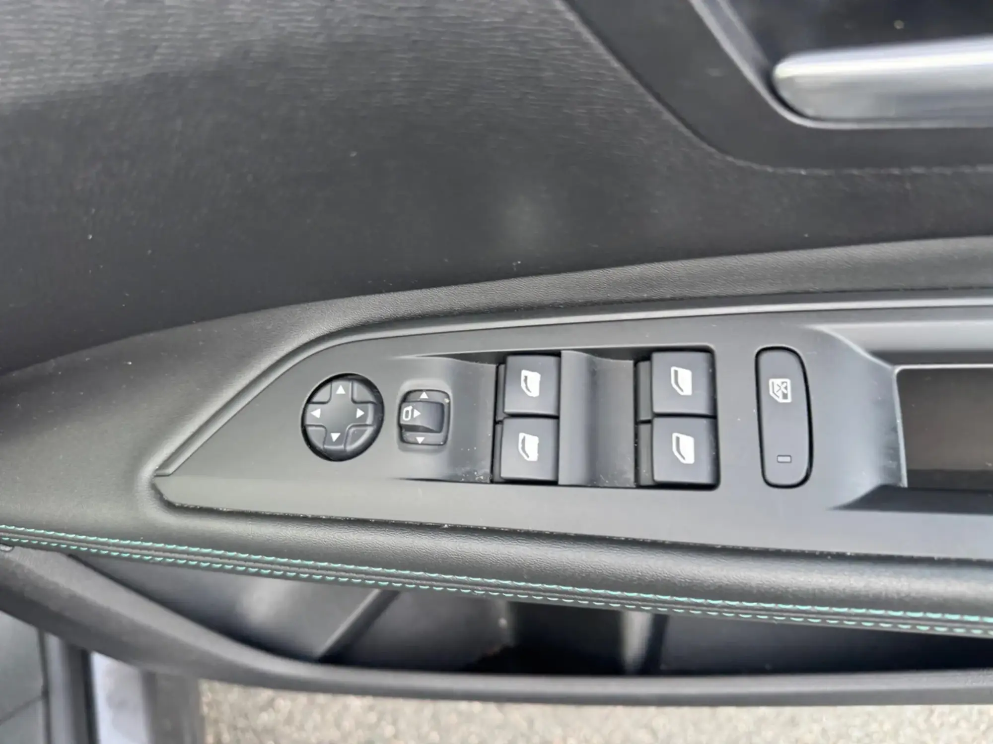 Peugeot 5008 Image 11 Peugeot 5008 Image 11