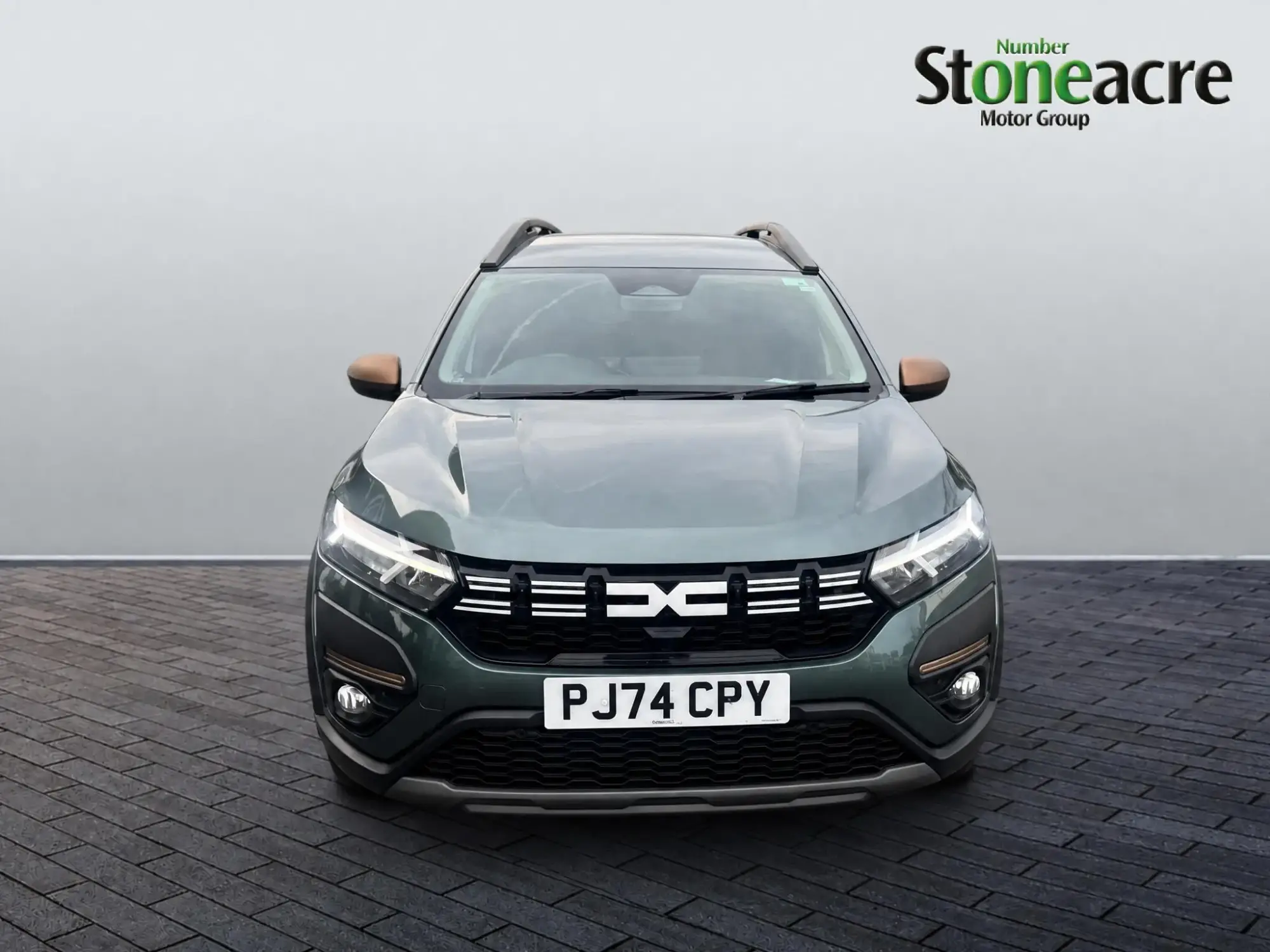 Dacia Jogger Hybrid 1.6 HEV Extreme 5dr Auto PJ74CPY Image 2 Dacia Jogger Hybrid 1.6 HEV Extreme 5dr Auto PJ74CPY Image 2