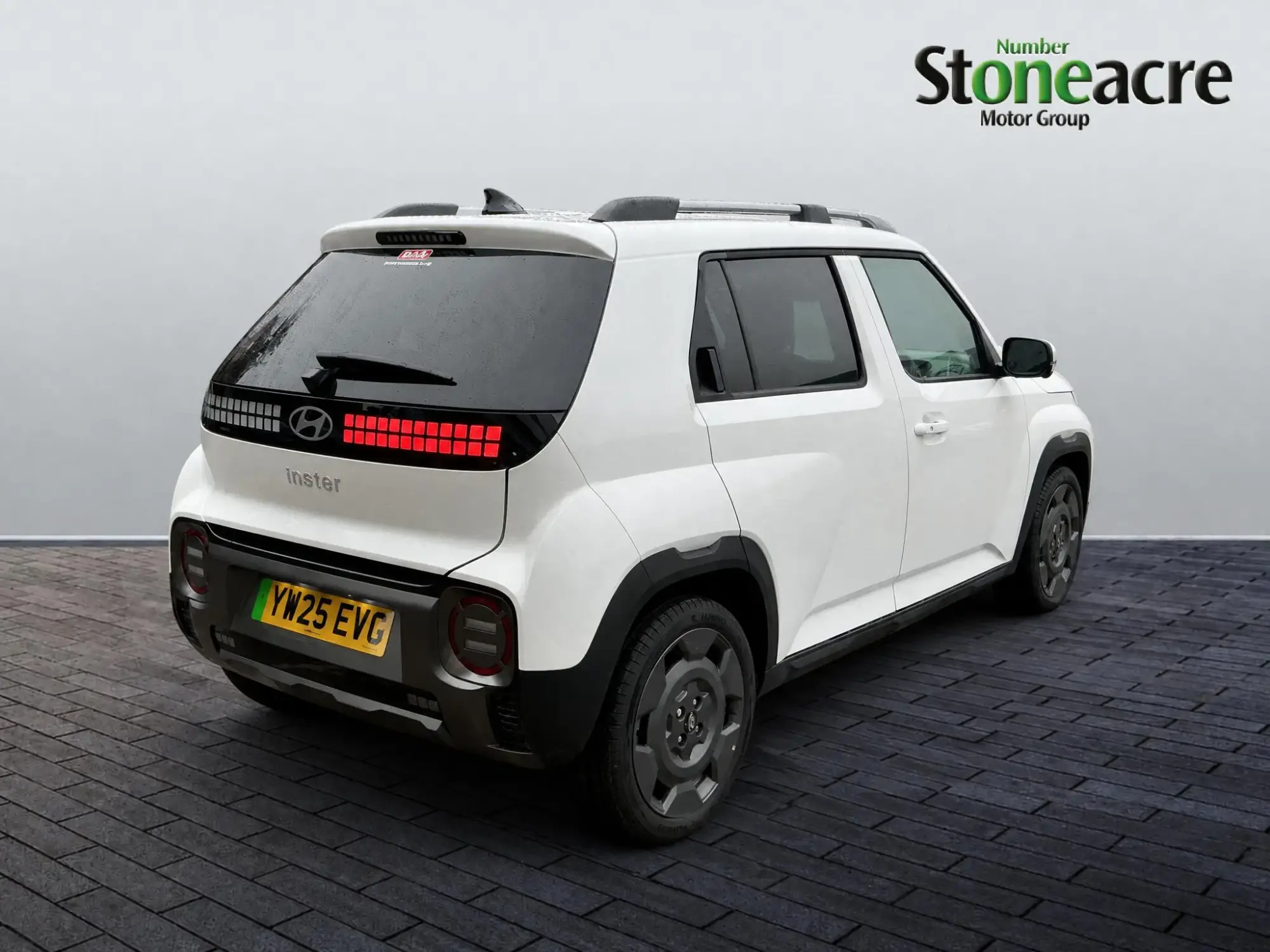Hyundai INSTER Image 9